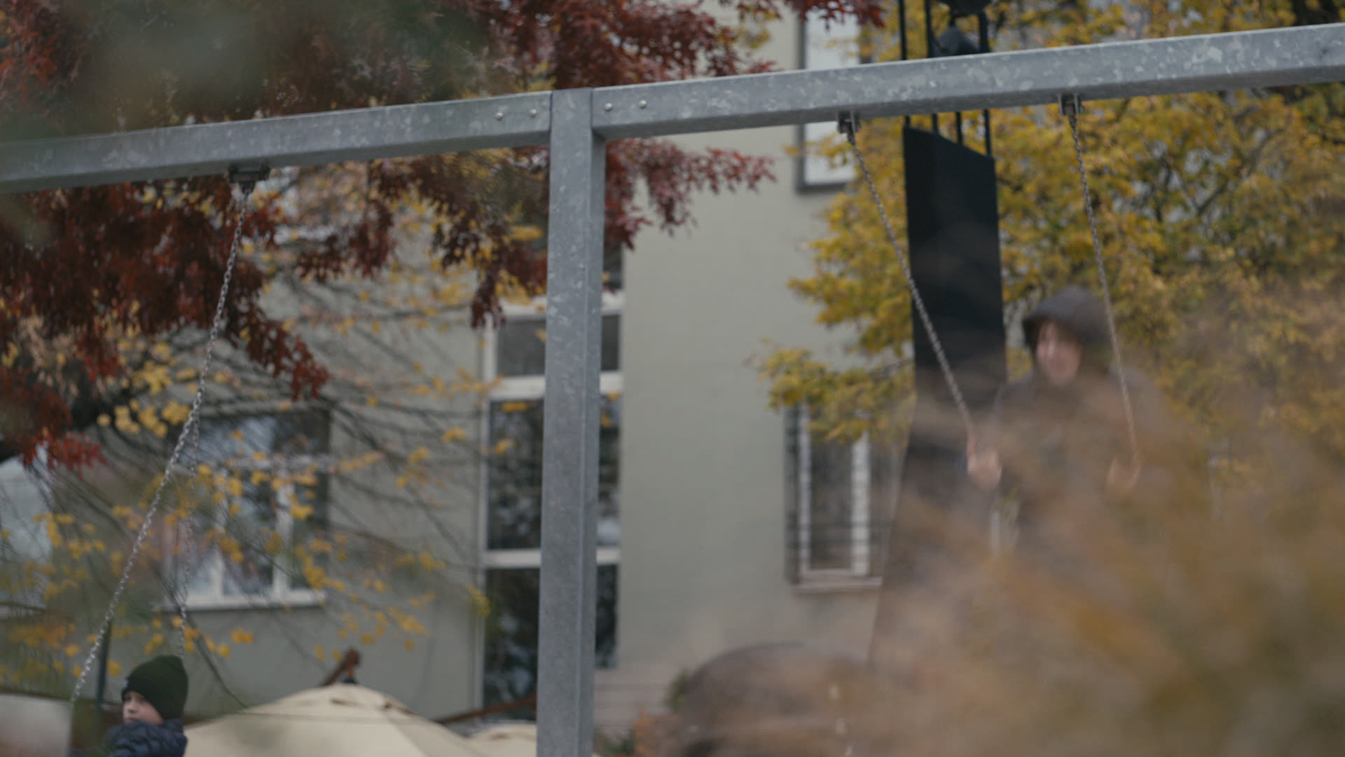 Keyframe: A036C119_2204204S