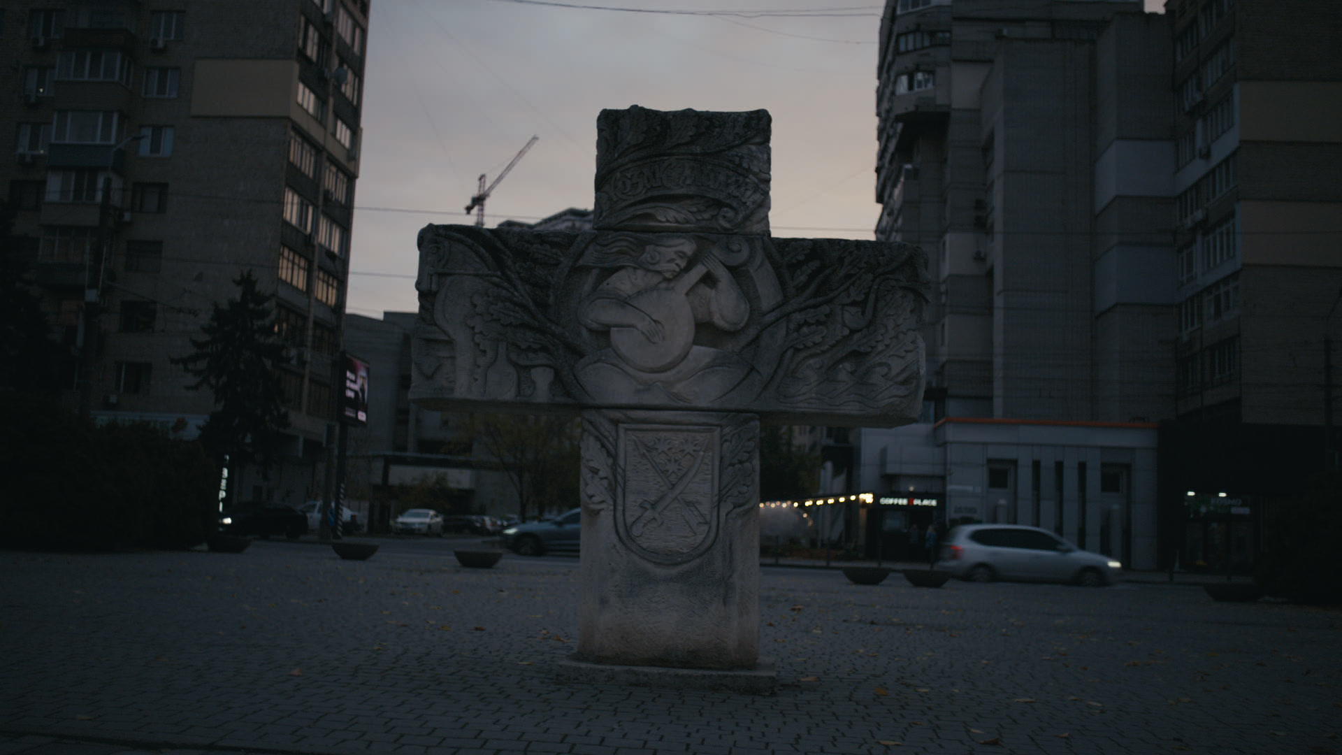 Keyframe: A037C062_2204204W