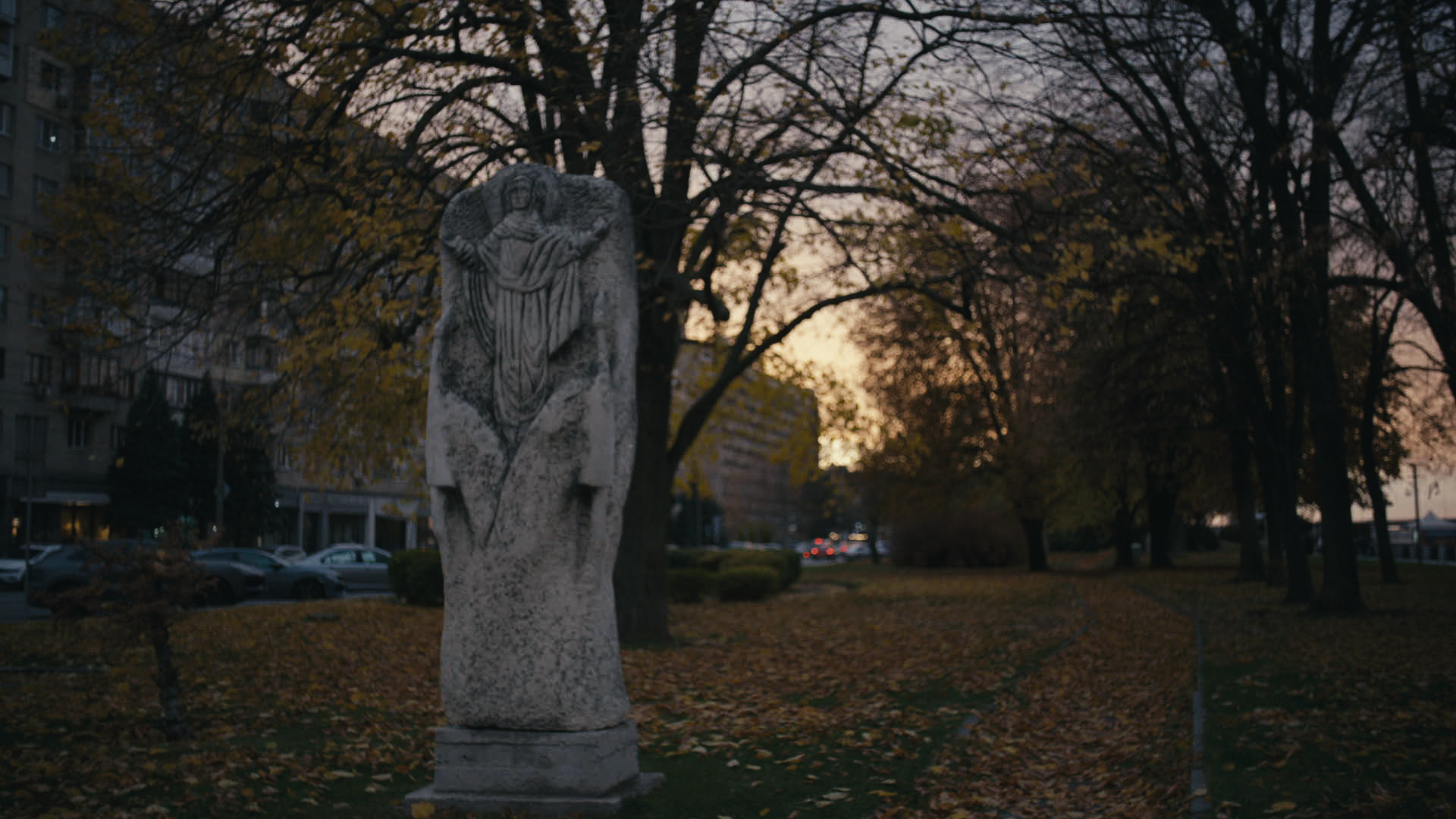 Keyframe: A037C063_2204207O