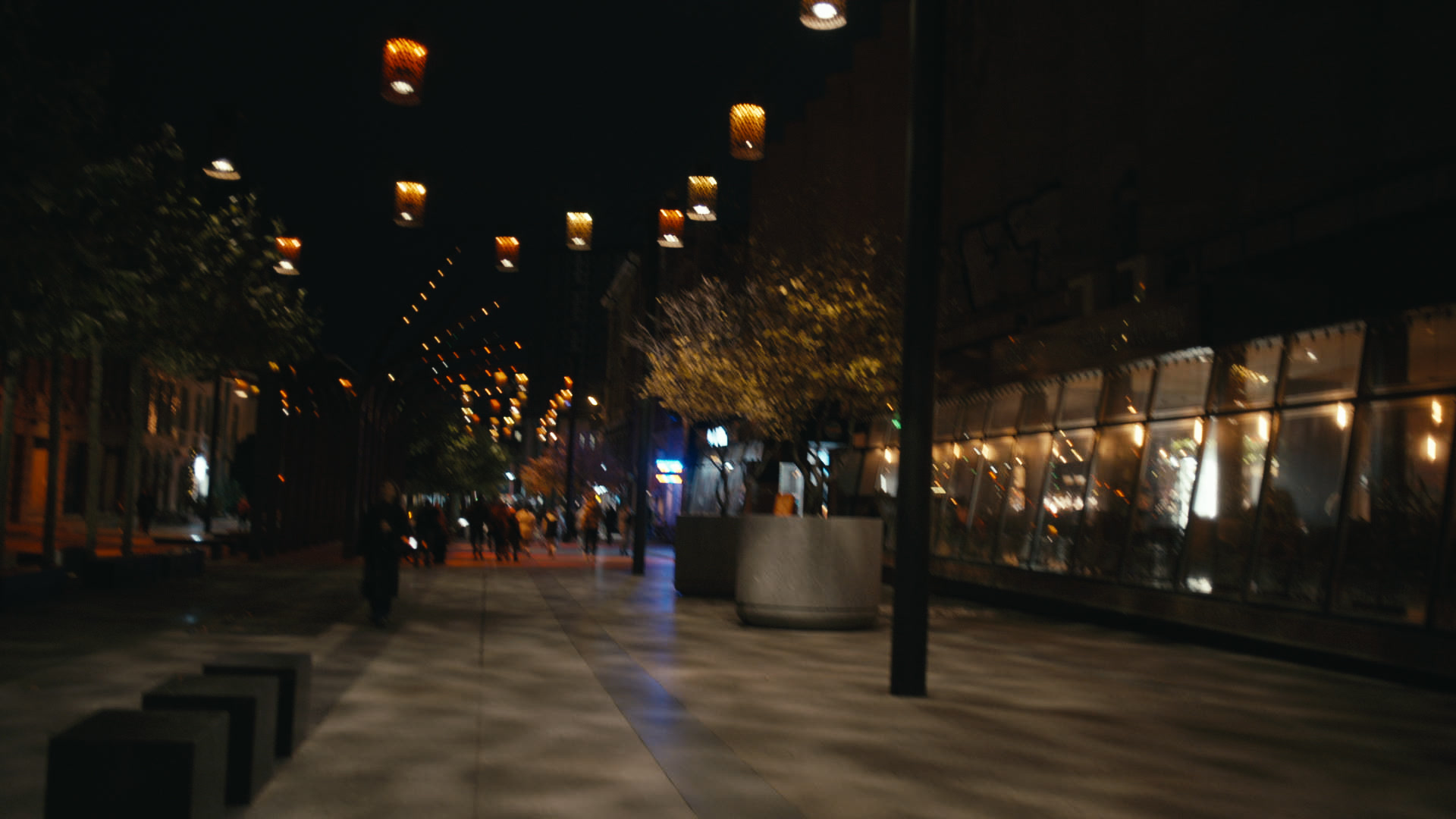 Keyframe: A038C012_220420RE