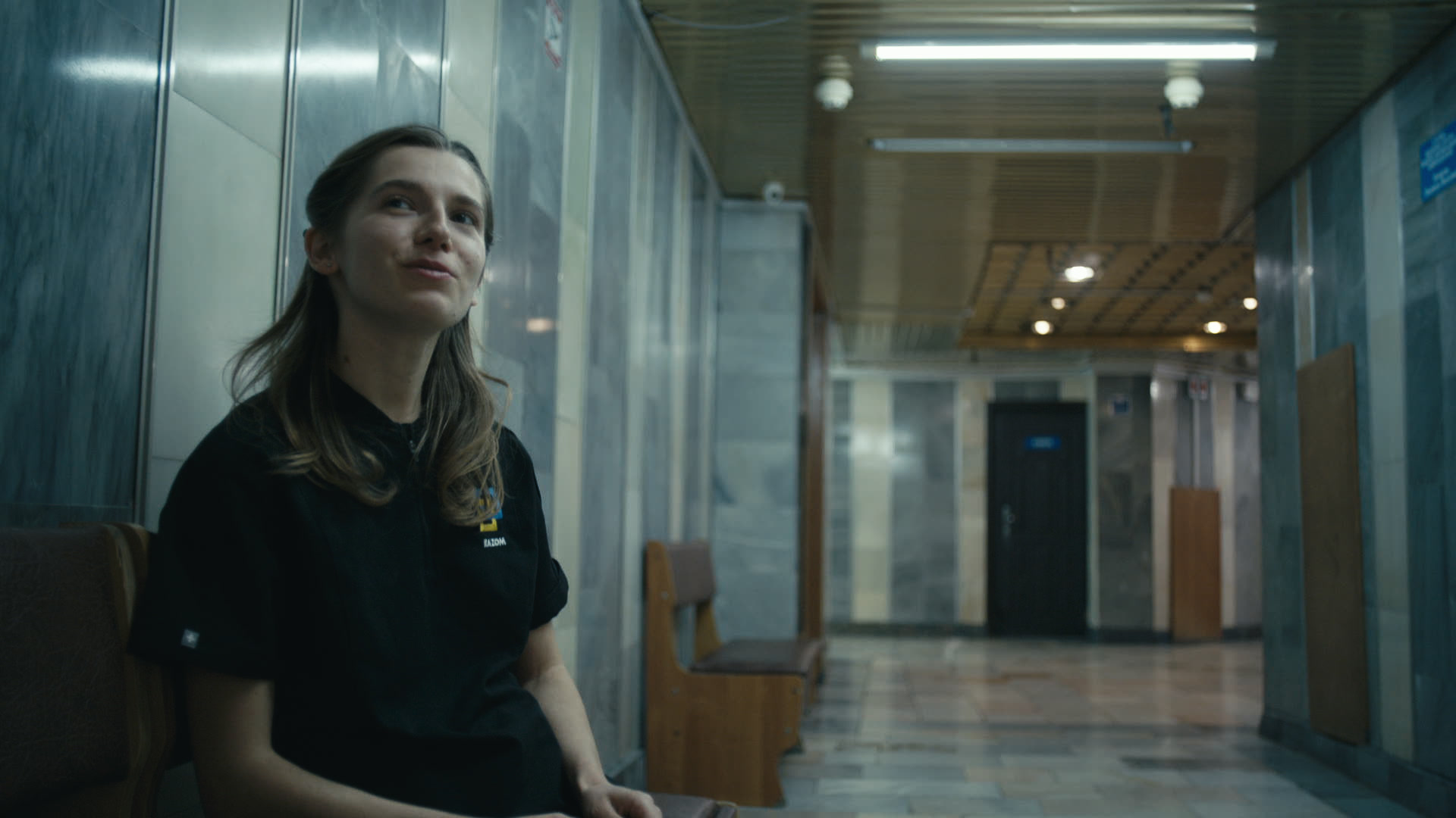 Keyframe: A038C047_220421IF