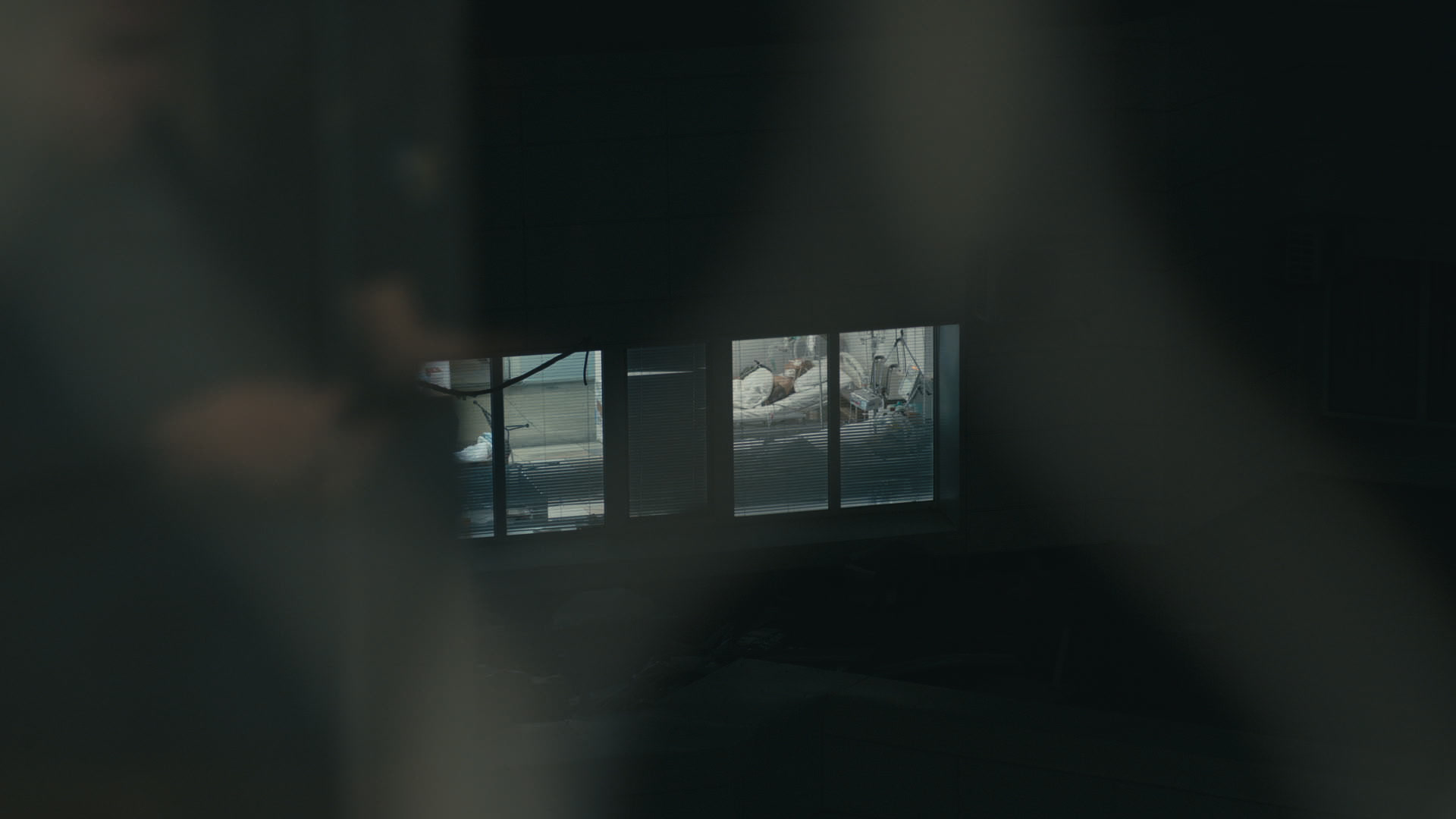 Keyframe: A039C012_220421EY