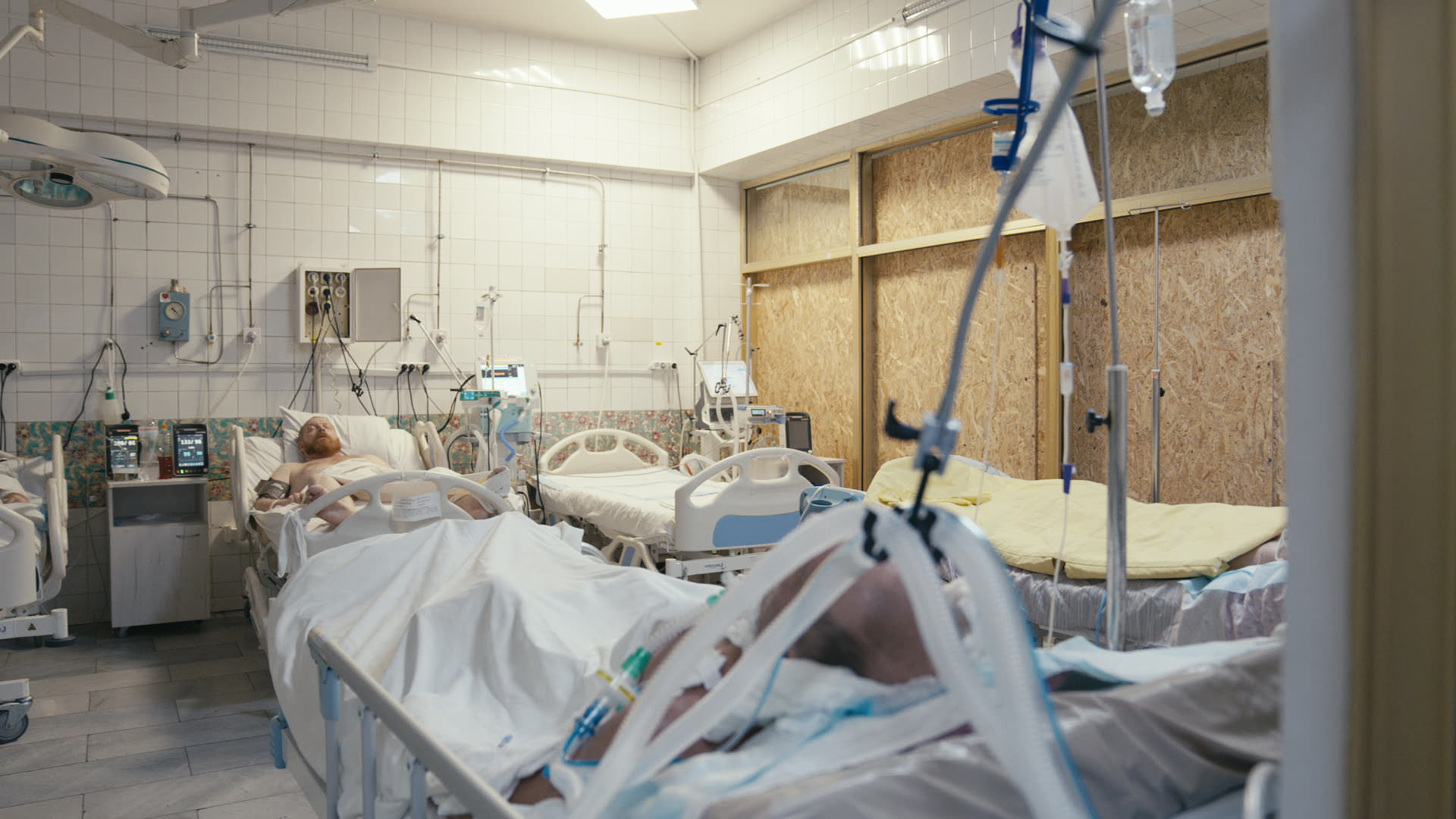 Keyframe: A039C012_220421KL