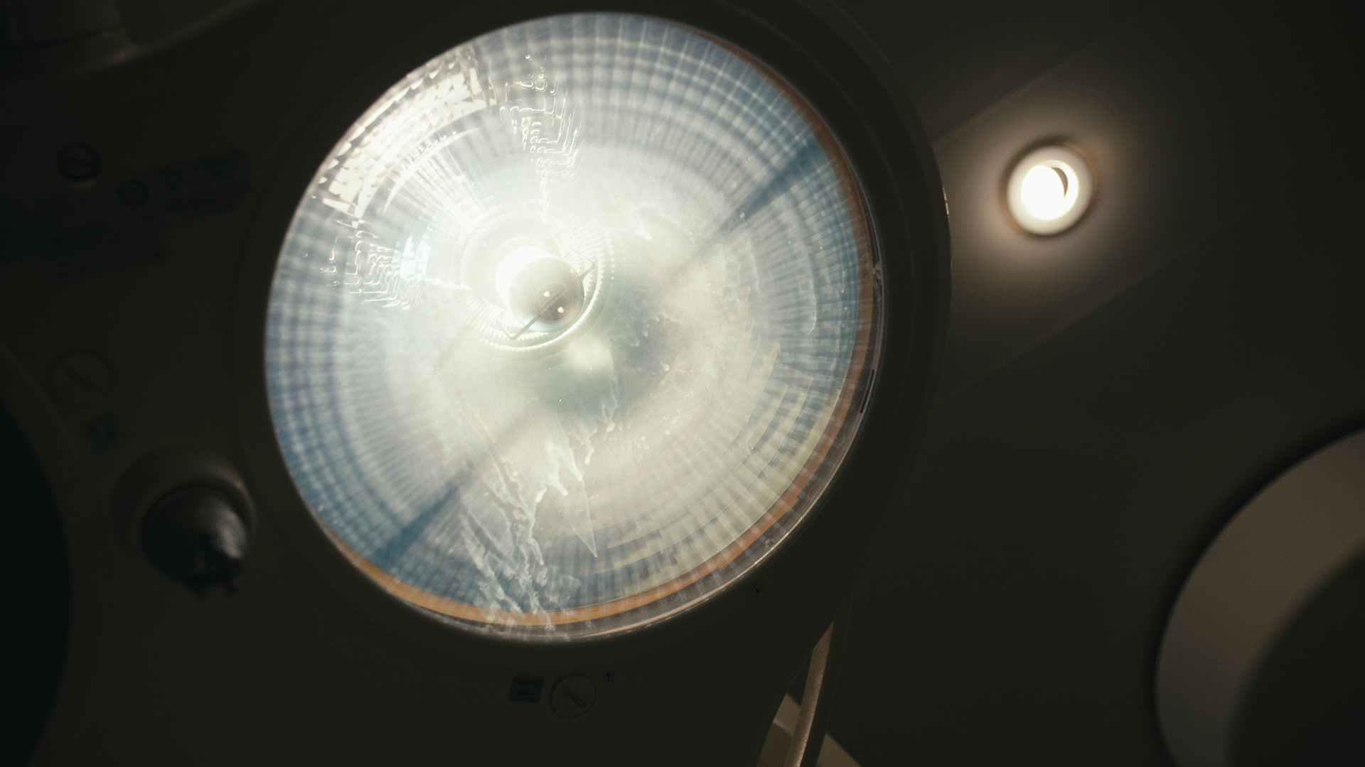 Keyframe: A039C018_22042150