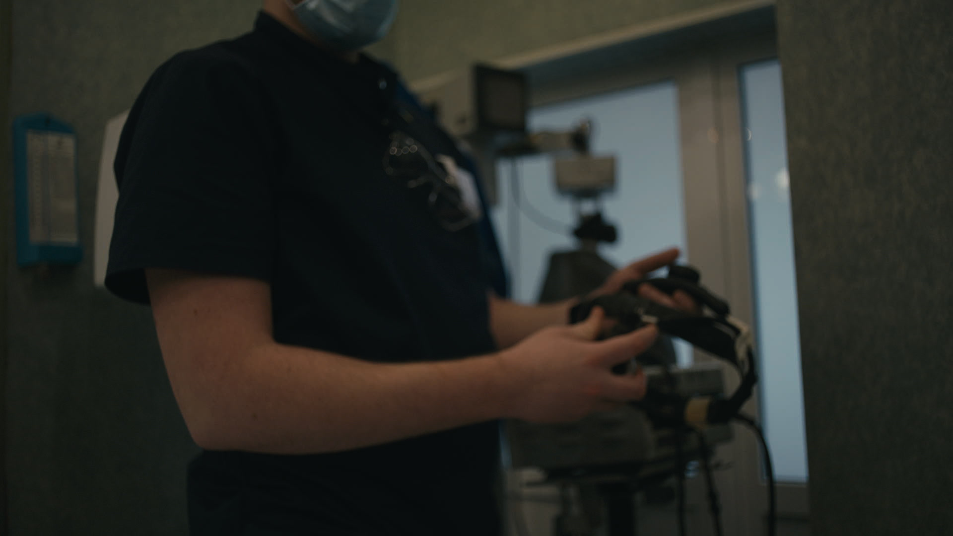 Keyframe: A039C024_2204212M