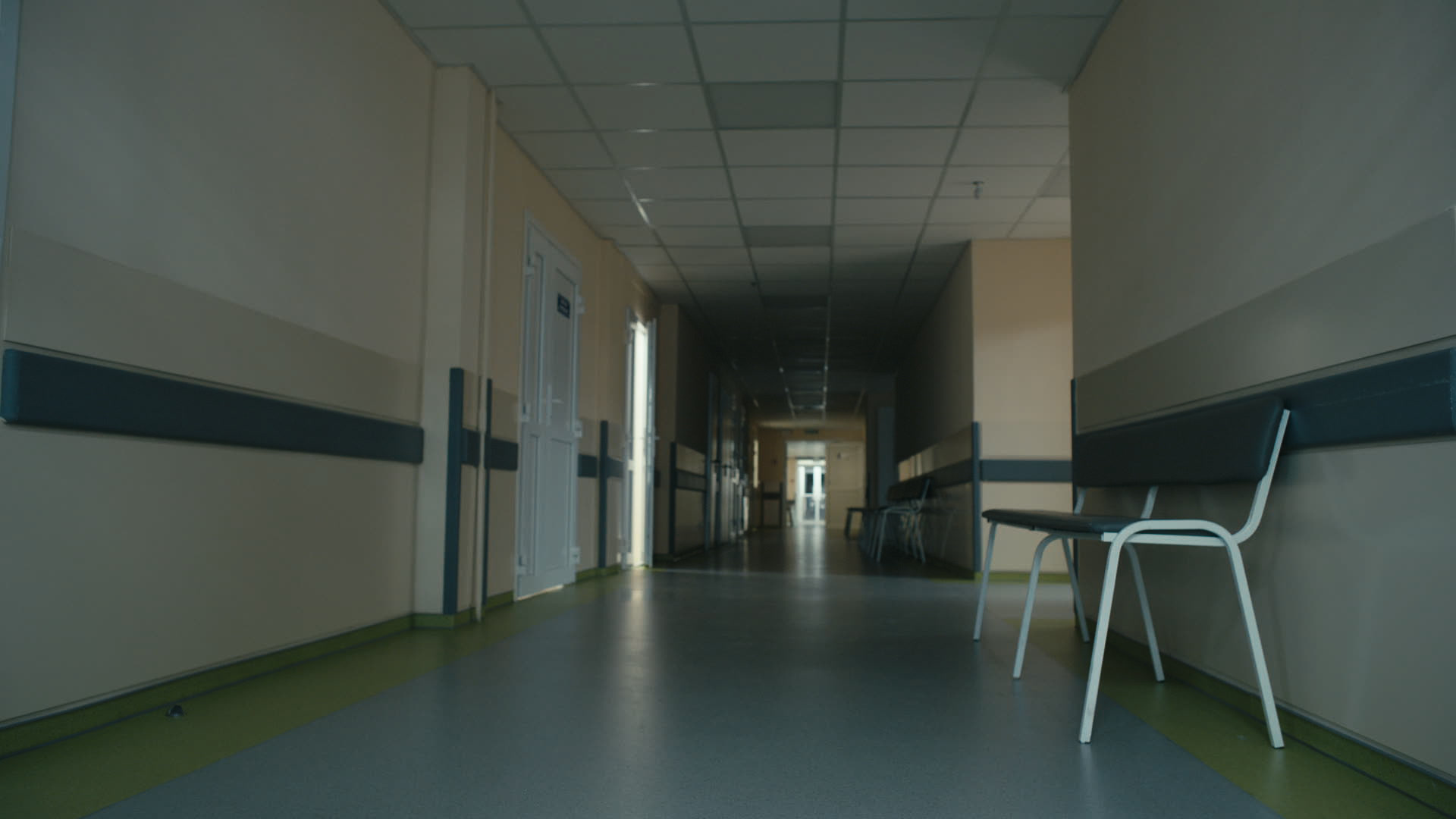 Keyframe: A039C035_2204212B