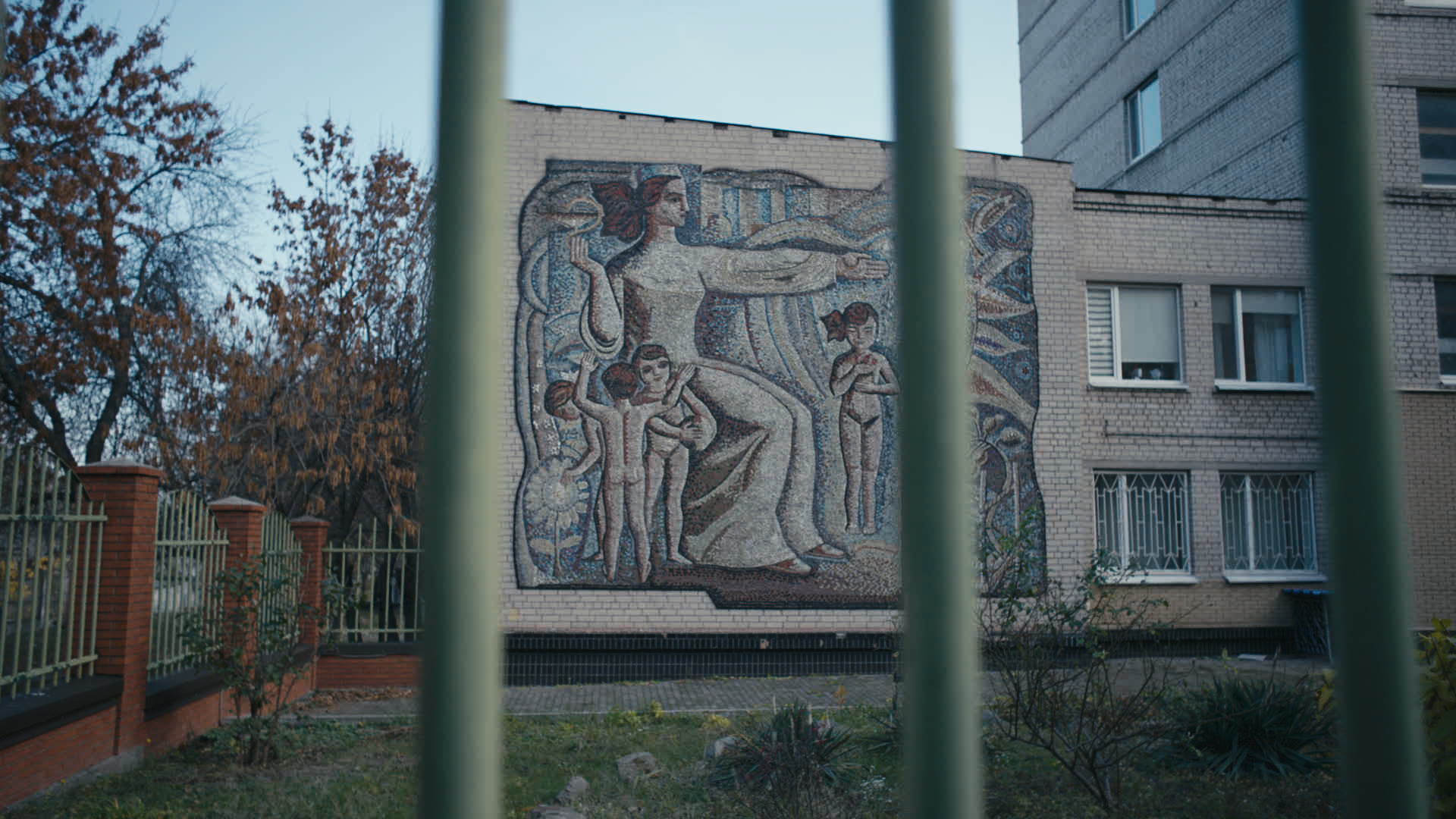 Keyframe: A040C014_2204214G