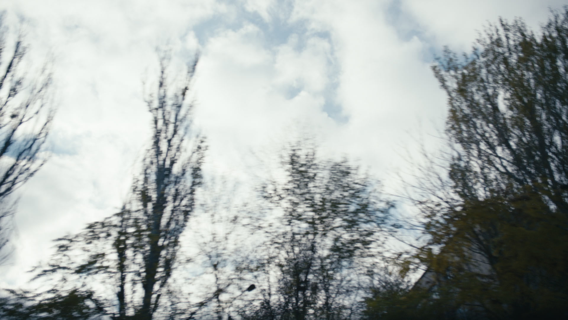 Keyframe: A040C023_220421D4