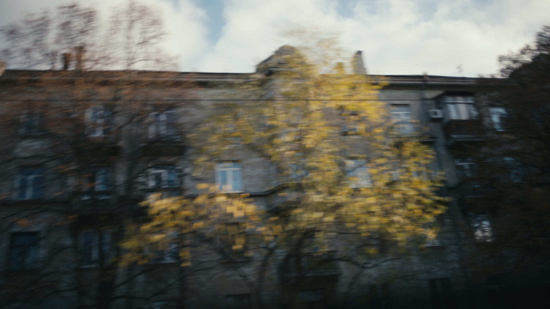 Keyframe: A040C040_220421JA