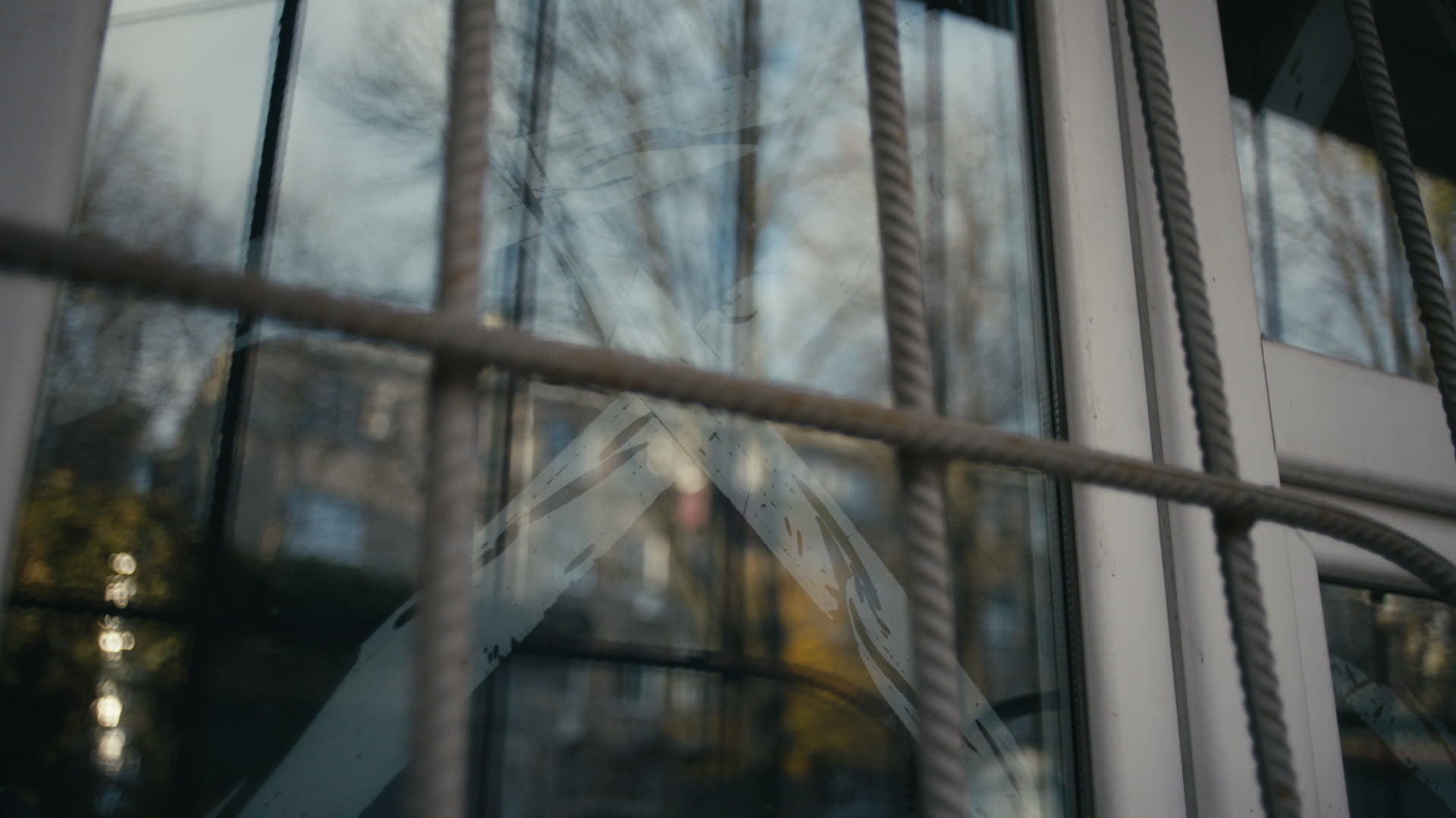 Keyframe: A040C066_220421BI