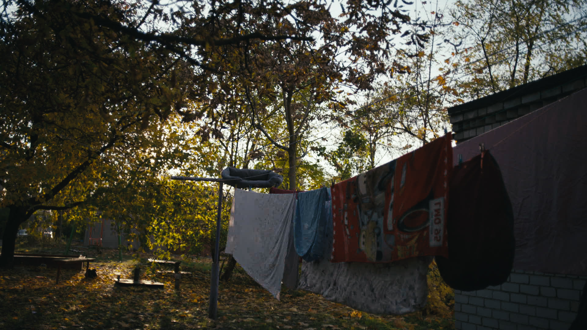 Keyframe: A040C069_220421WG