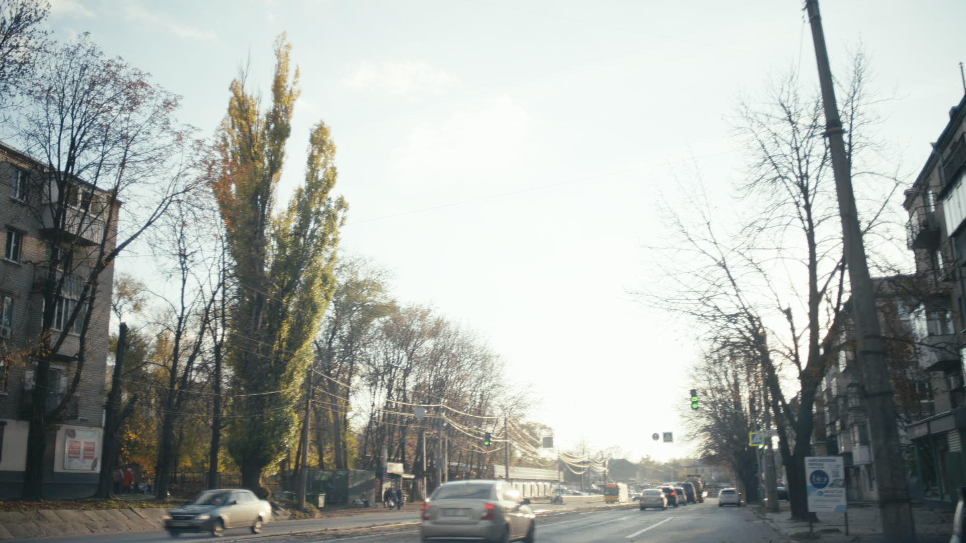 Keyframe: A040C077_220421MI