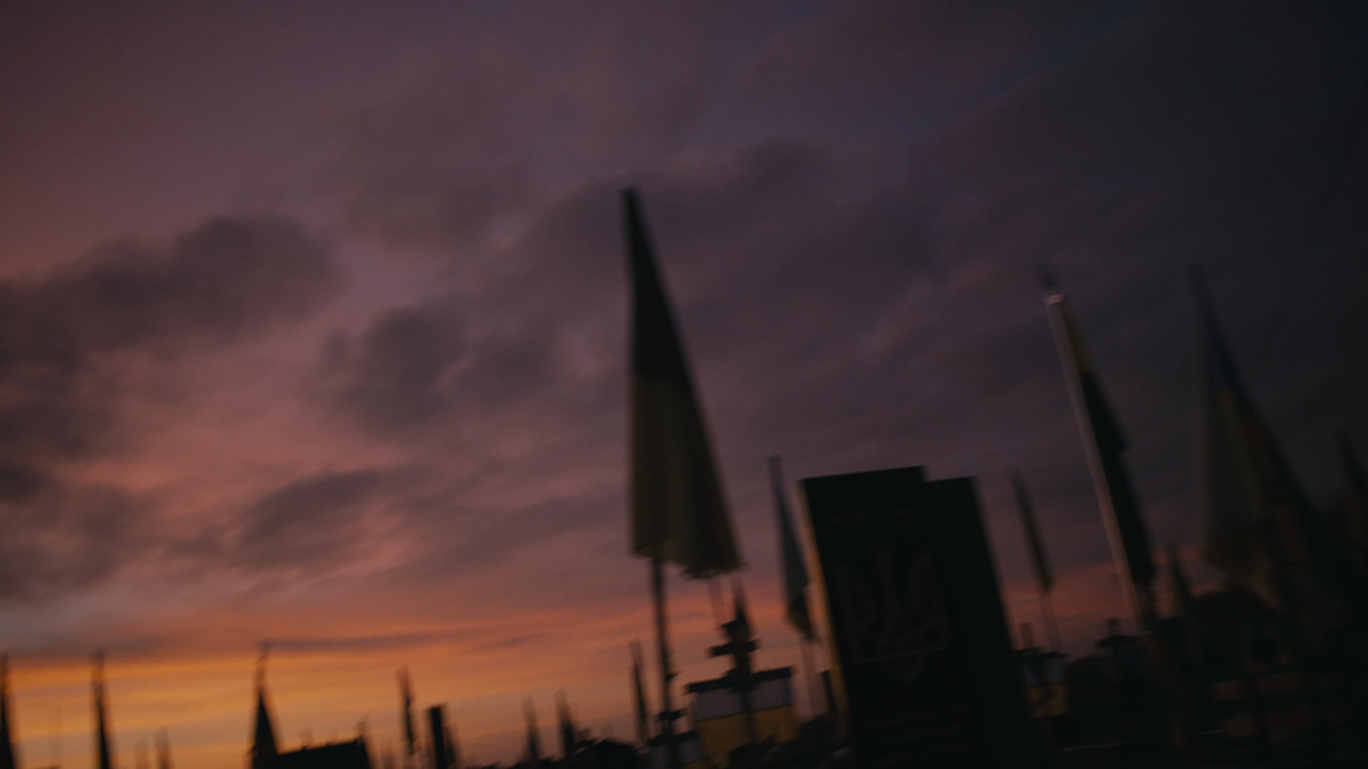 Keyframe: A040C101_220421RW