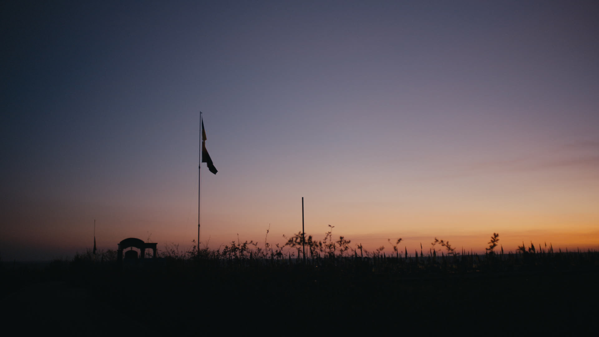 Keyframe: A040C117_220421FU