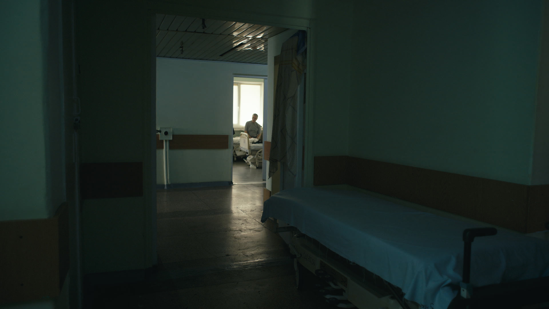 Keyframe: A044C006_22042246