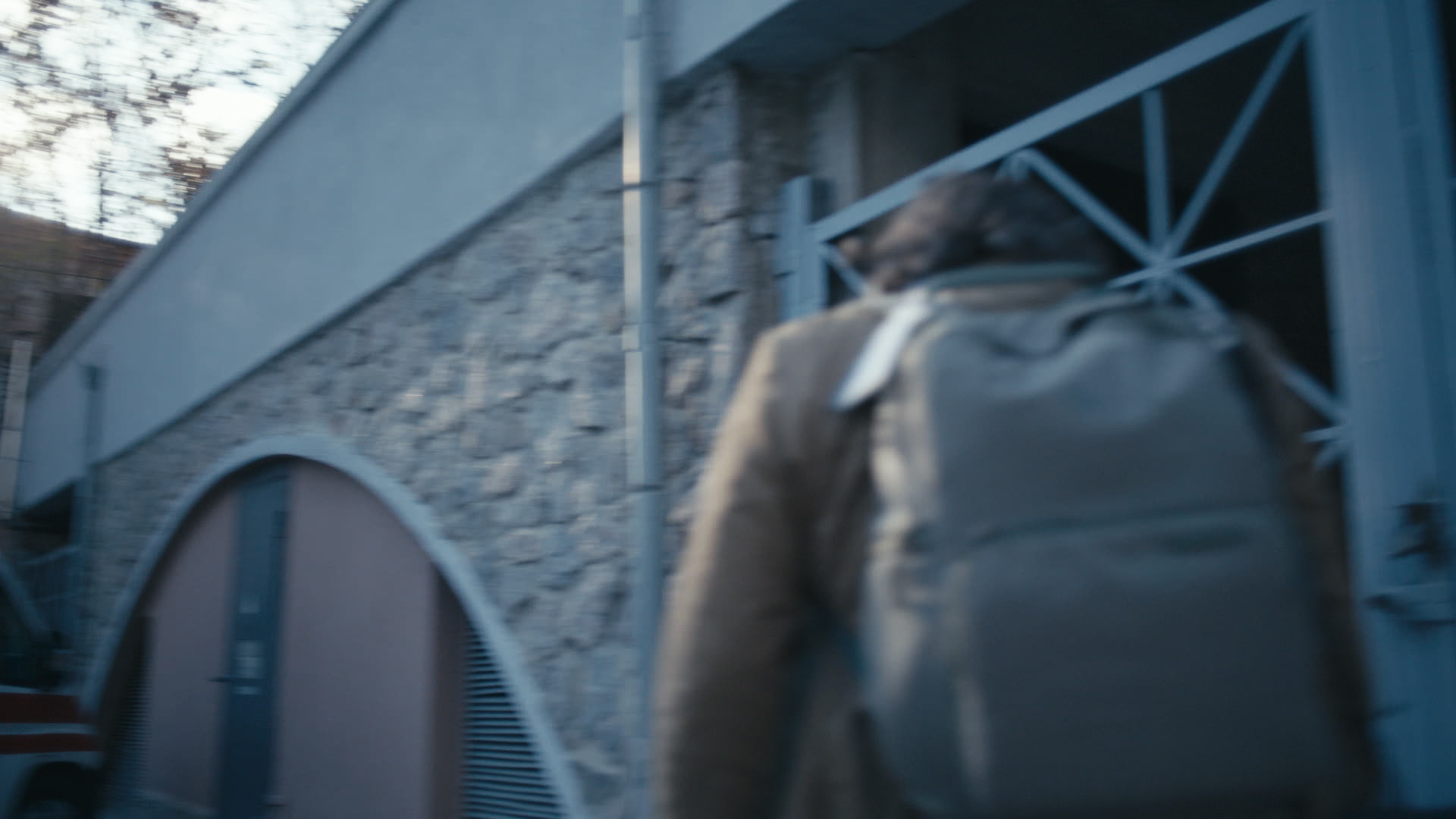 Keyframe: A045C005_220422KM