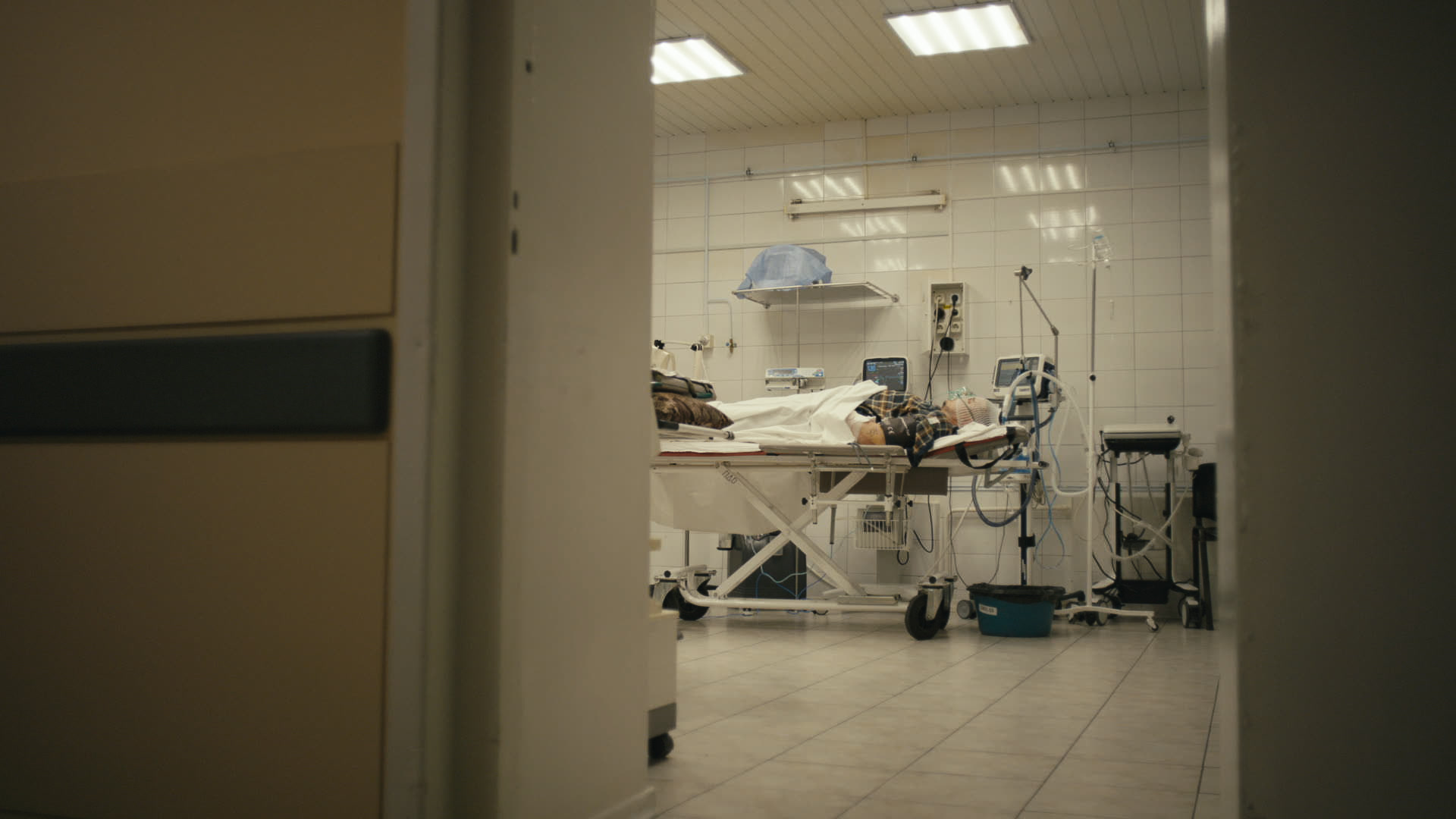 Keyframe: A045C024_220422ZX