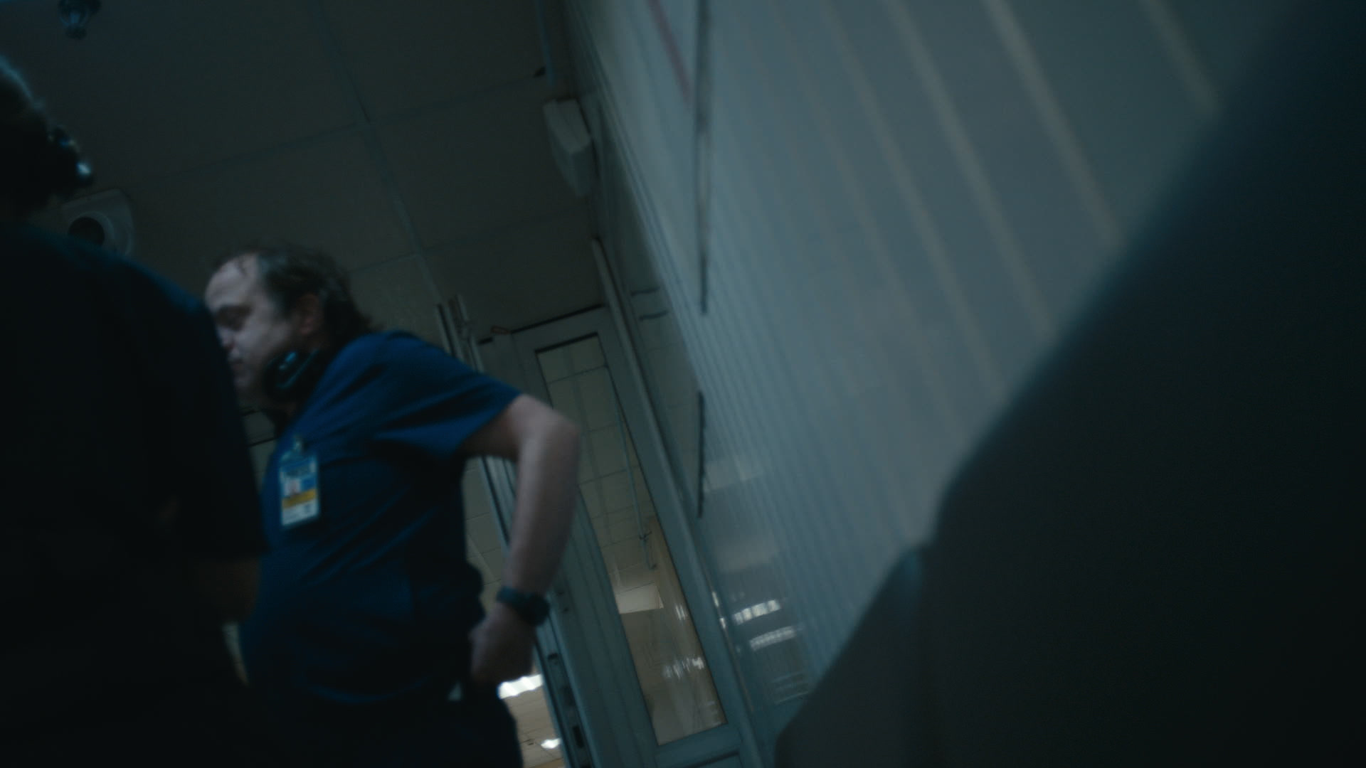 Keyframe: A046C002_220422OT