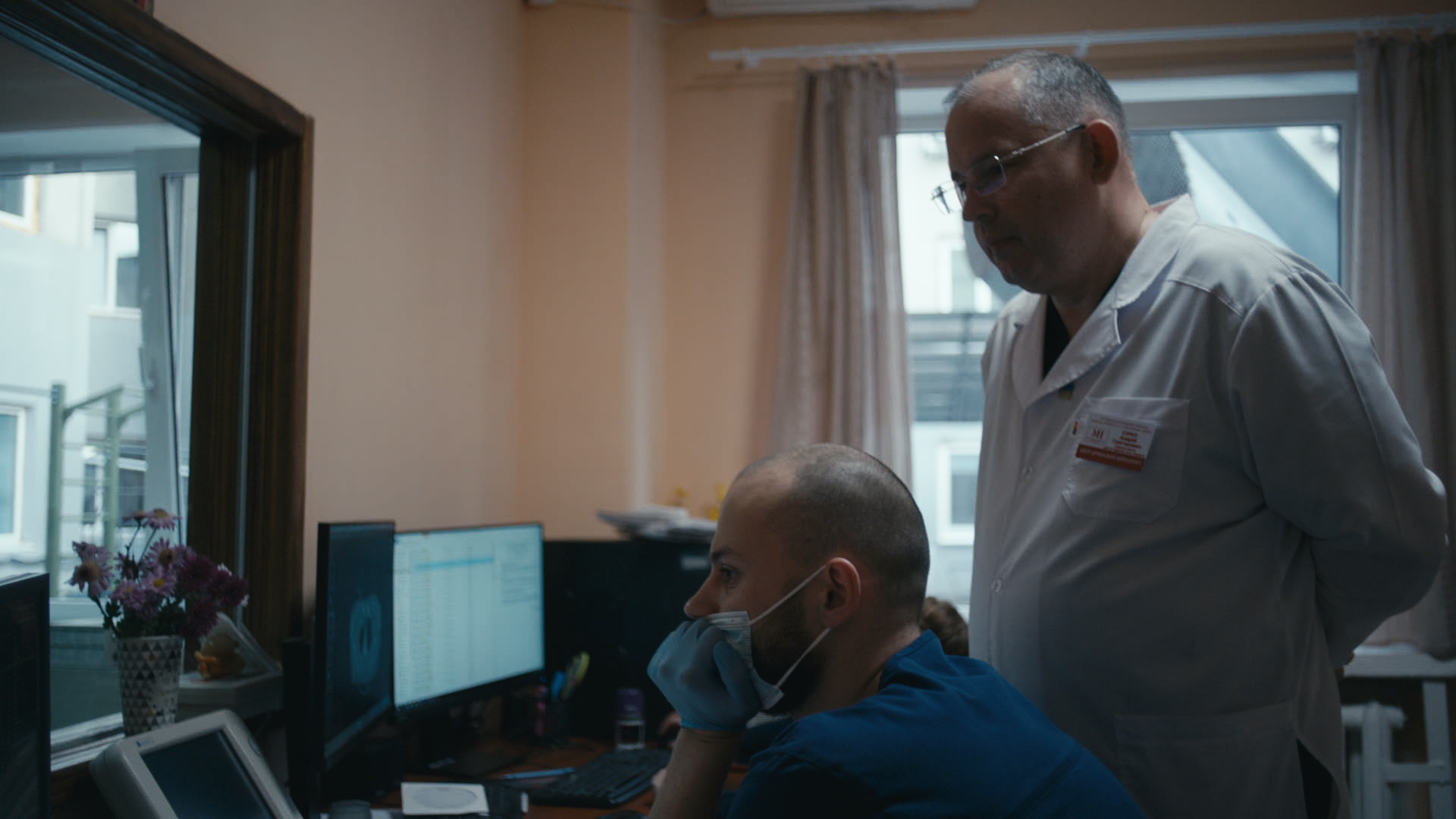 Keyframe: A046C003_220422AW