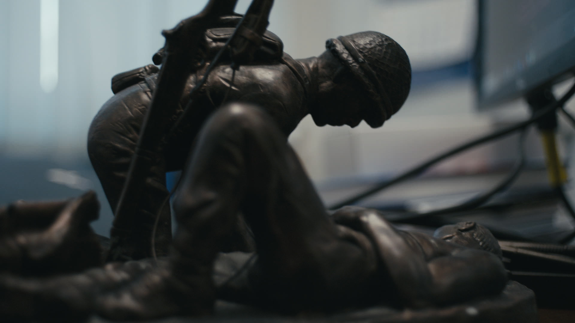 Keyframe: A046C017_220422WB