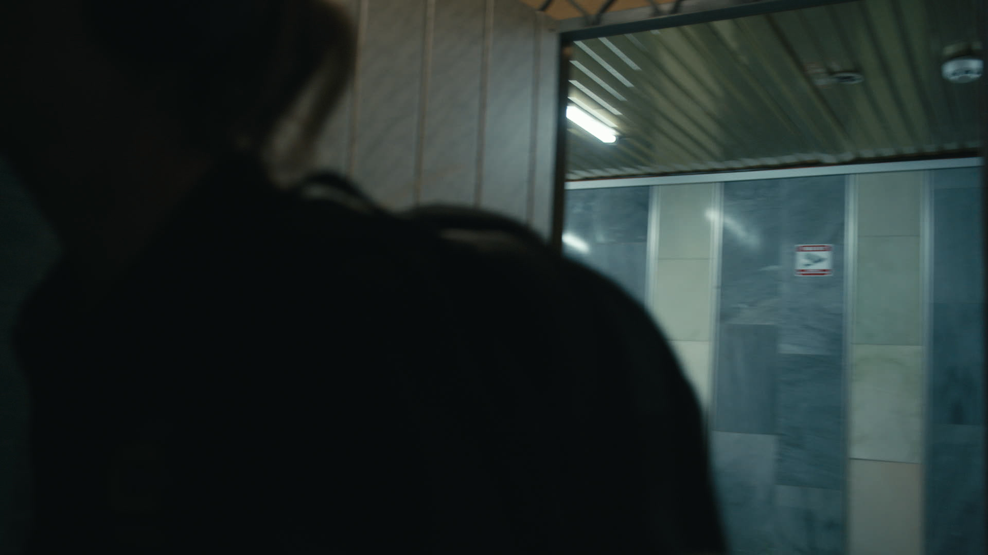 Keyframe: A046C023_220422ZQ