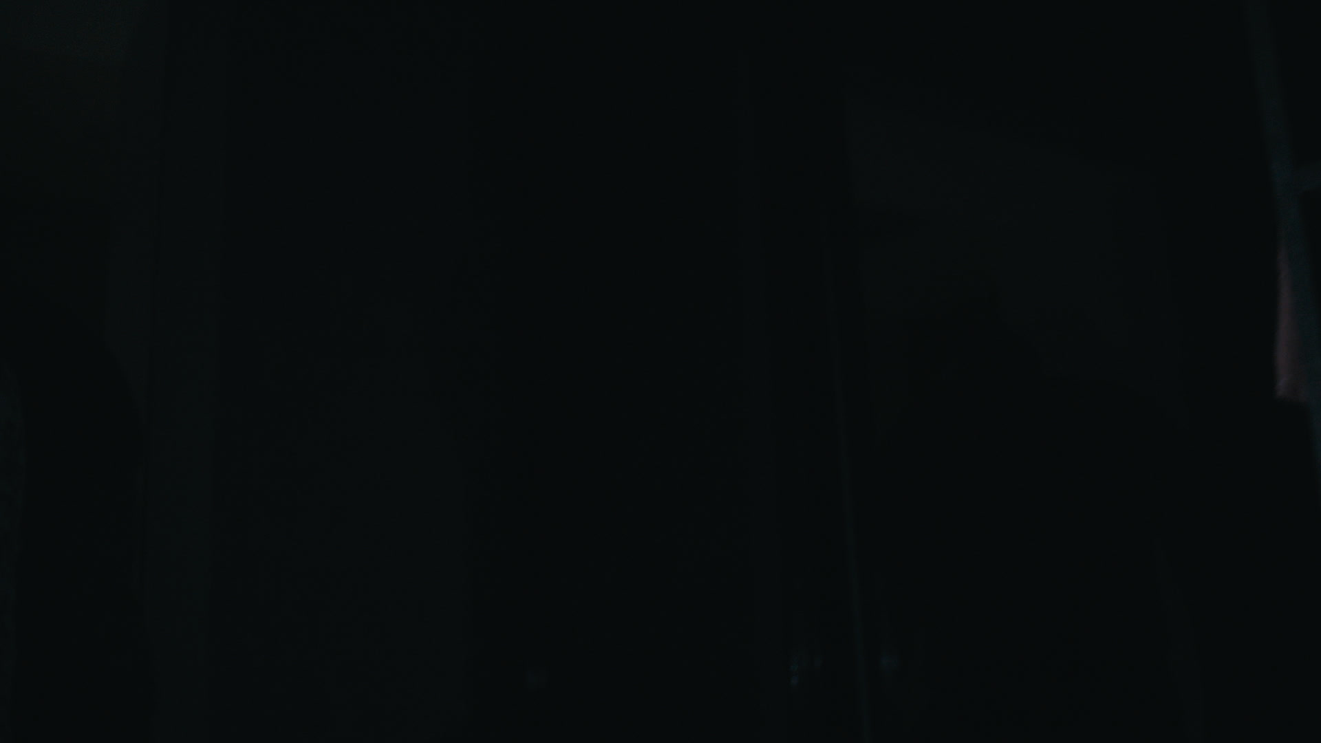 Keyframe: A047C007_220422FM