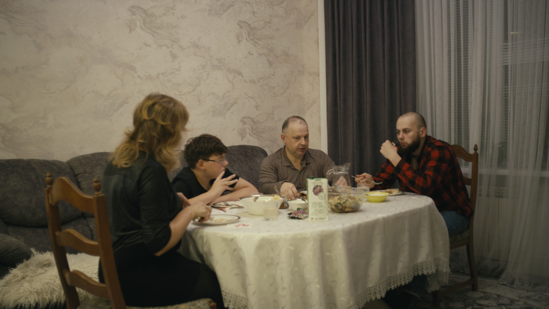 Keyframe: A048C002_220422ZY