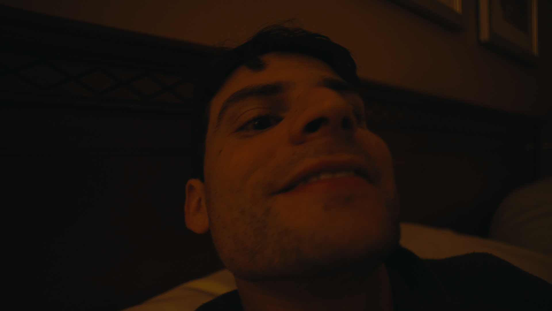 Keyframe: B001C0001_251015_D04K01