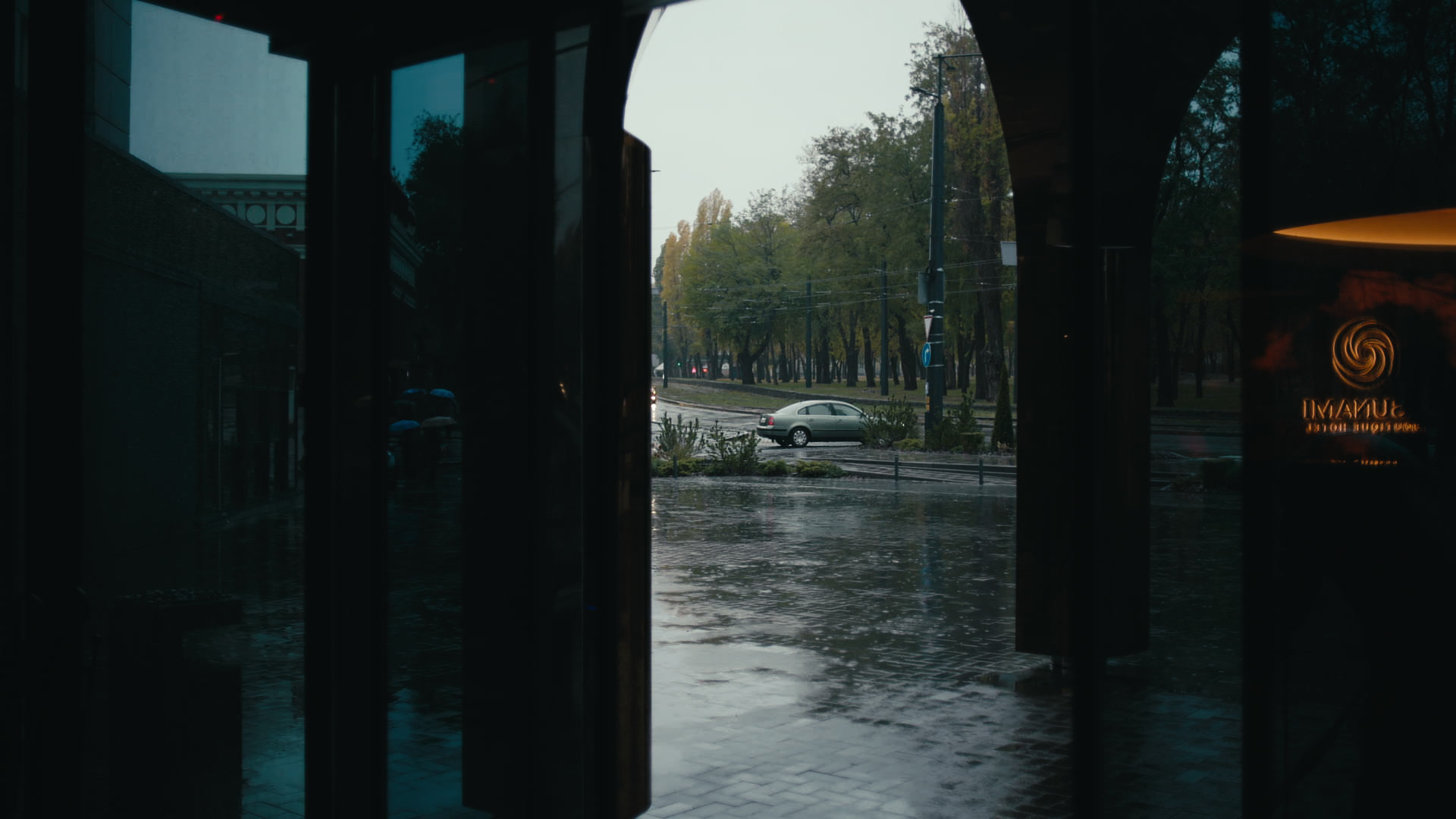 Keyframe: B003C0003_251018_D04K03