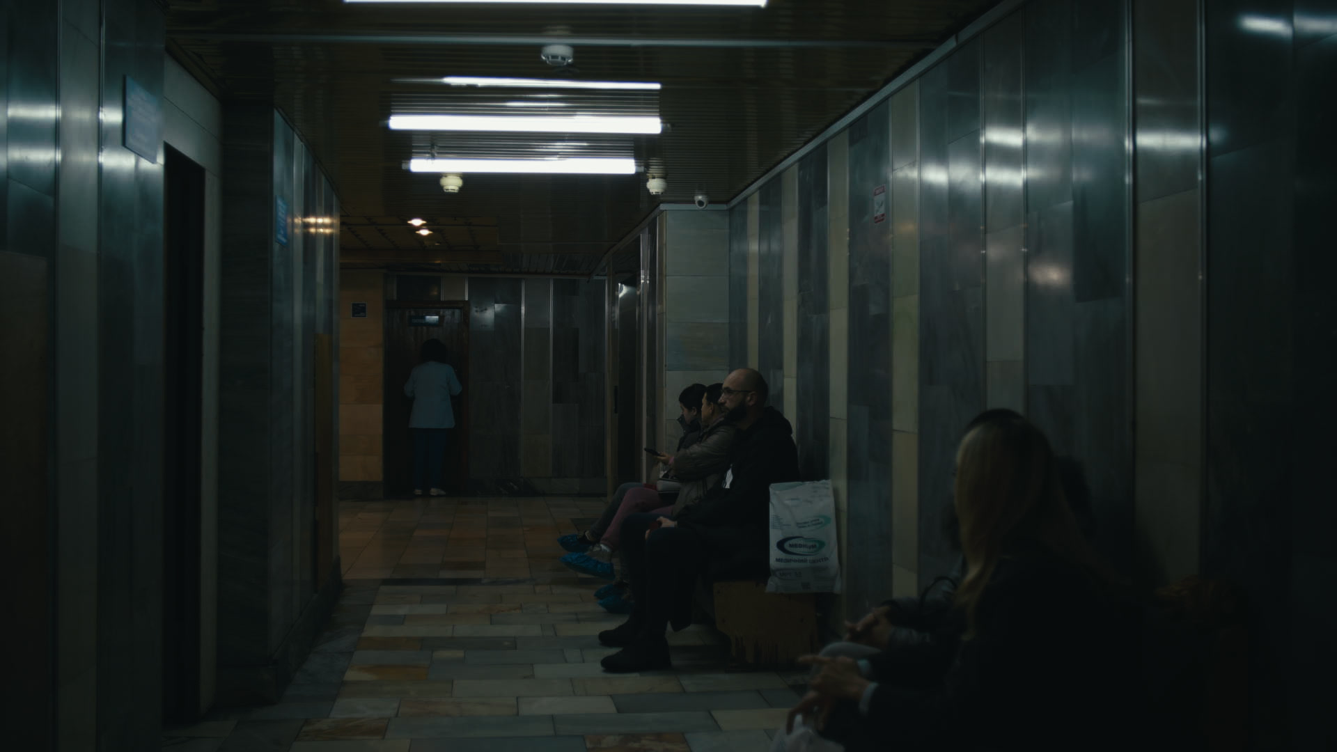 Keyframe: B003C0004_251018_D04K03