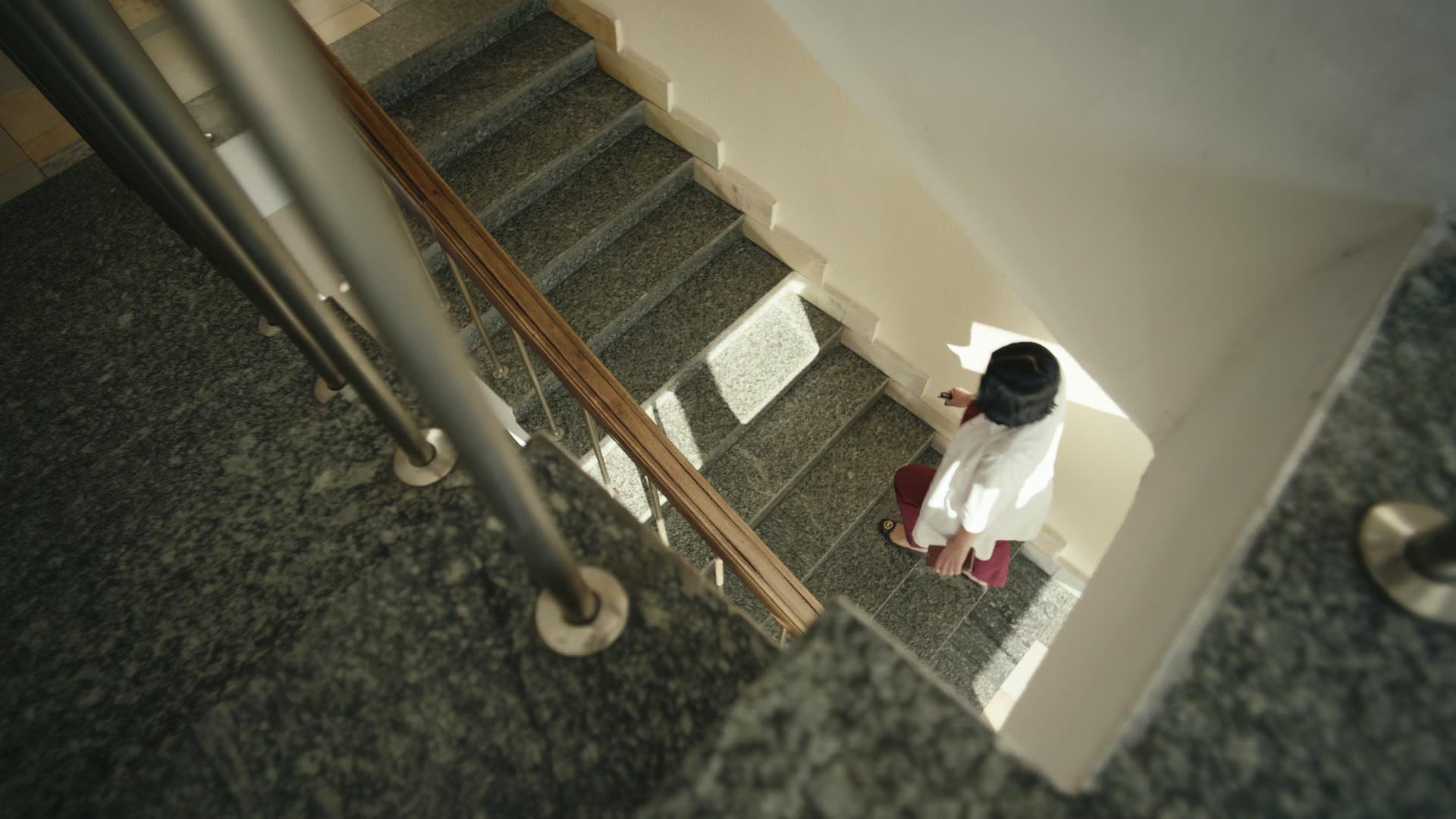 Keyframe: B005C0005_251025_D04K05