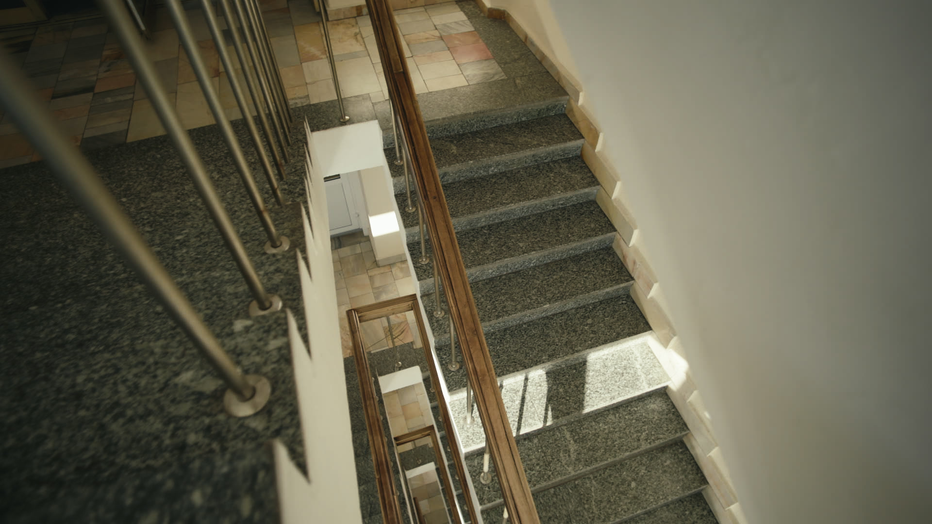 Keyframe: B005C0009_251025_D04K05