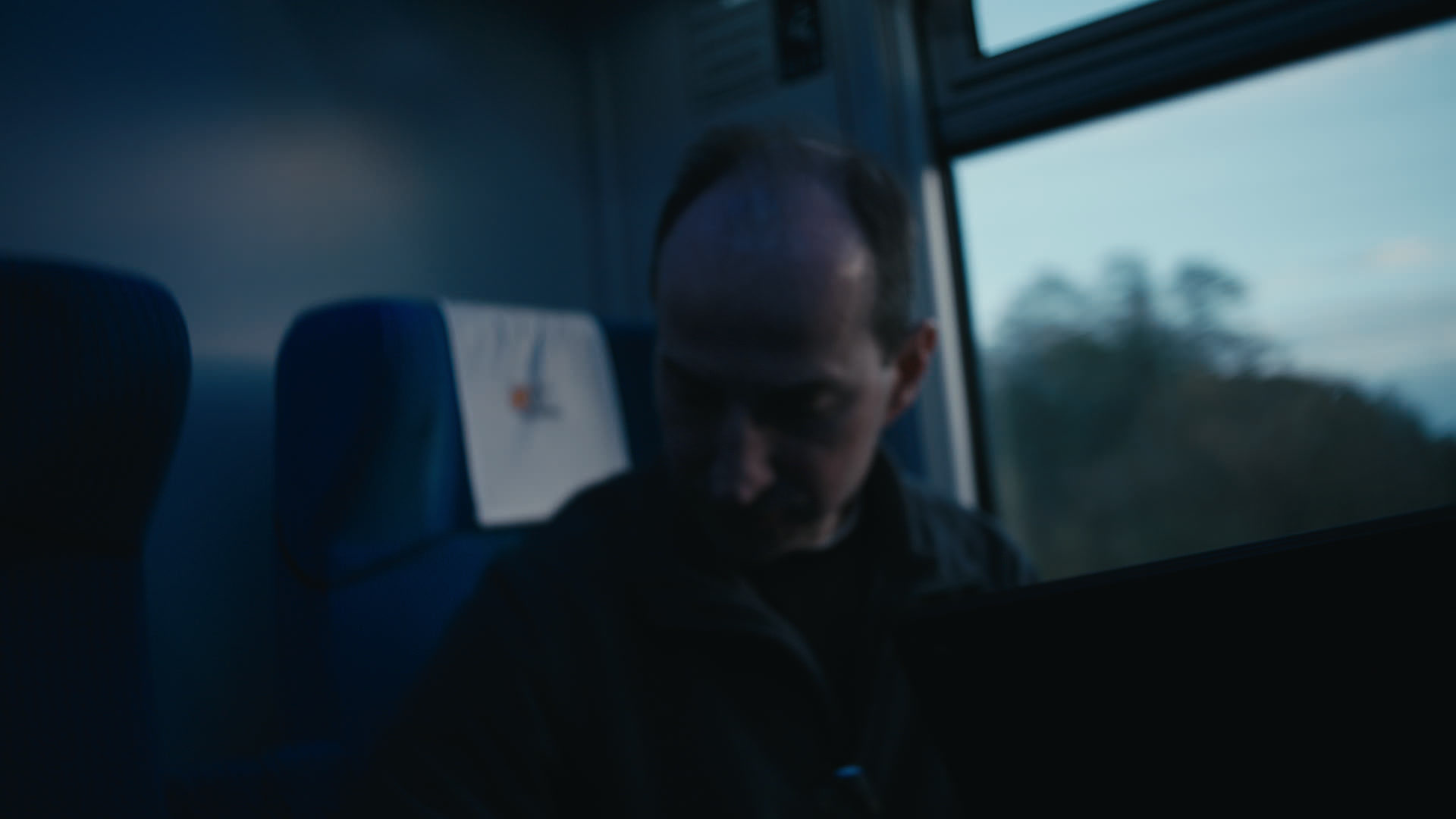 Keyframe: C001C005_200318UA