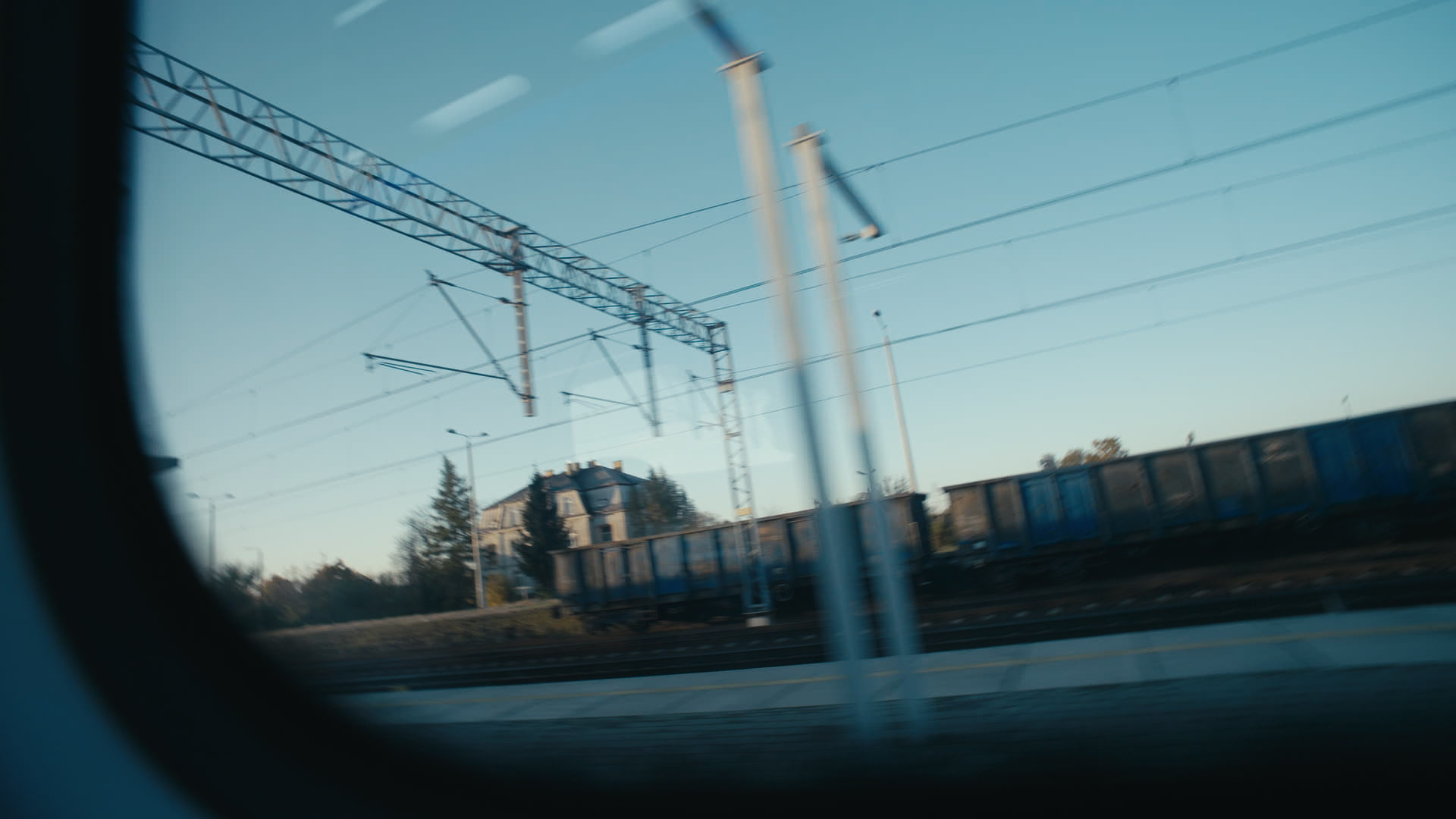 Keyframe: C001C024_200318F0