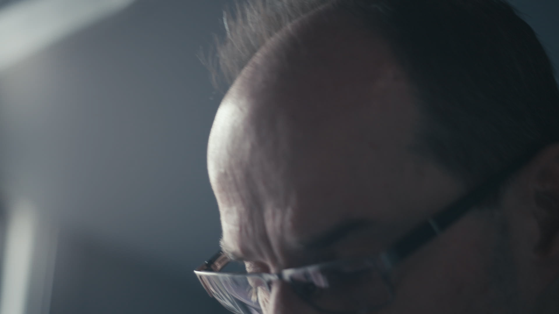 Keyframe: C001C048_200318KH