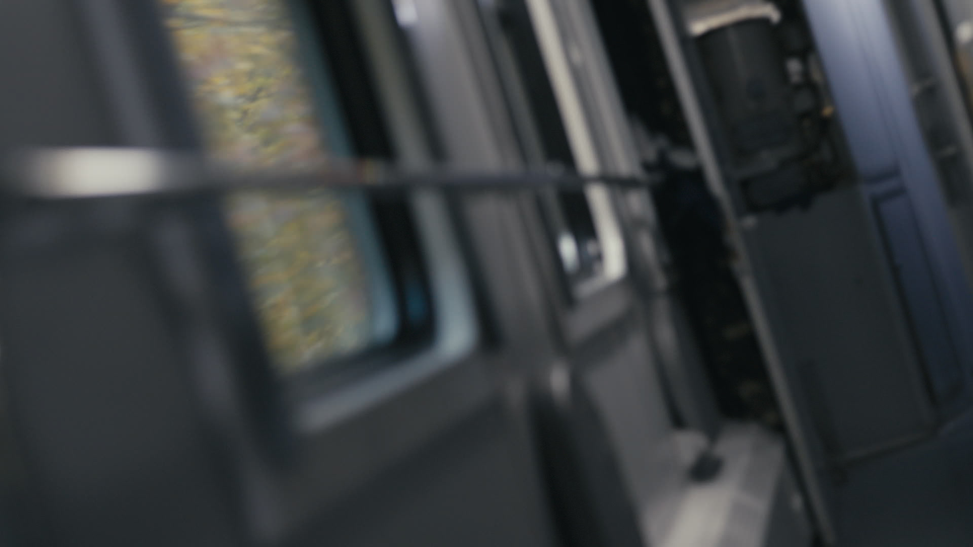 Keyframe: C002C006_200318F5