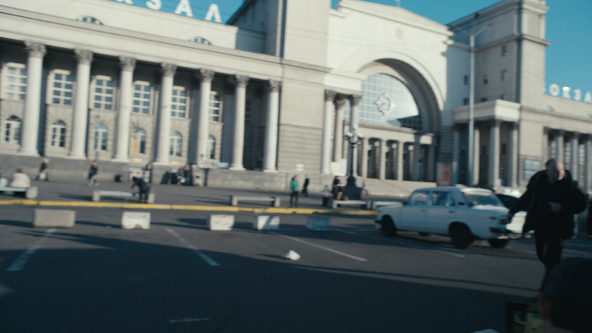 Keyframe: C003C024_200319BP