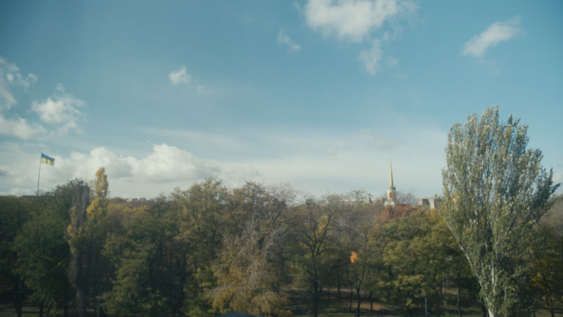 Keyframe: C003C027_200319H4