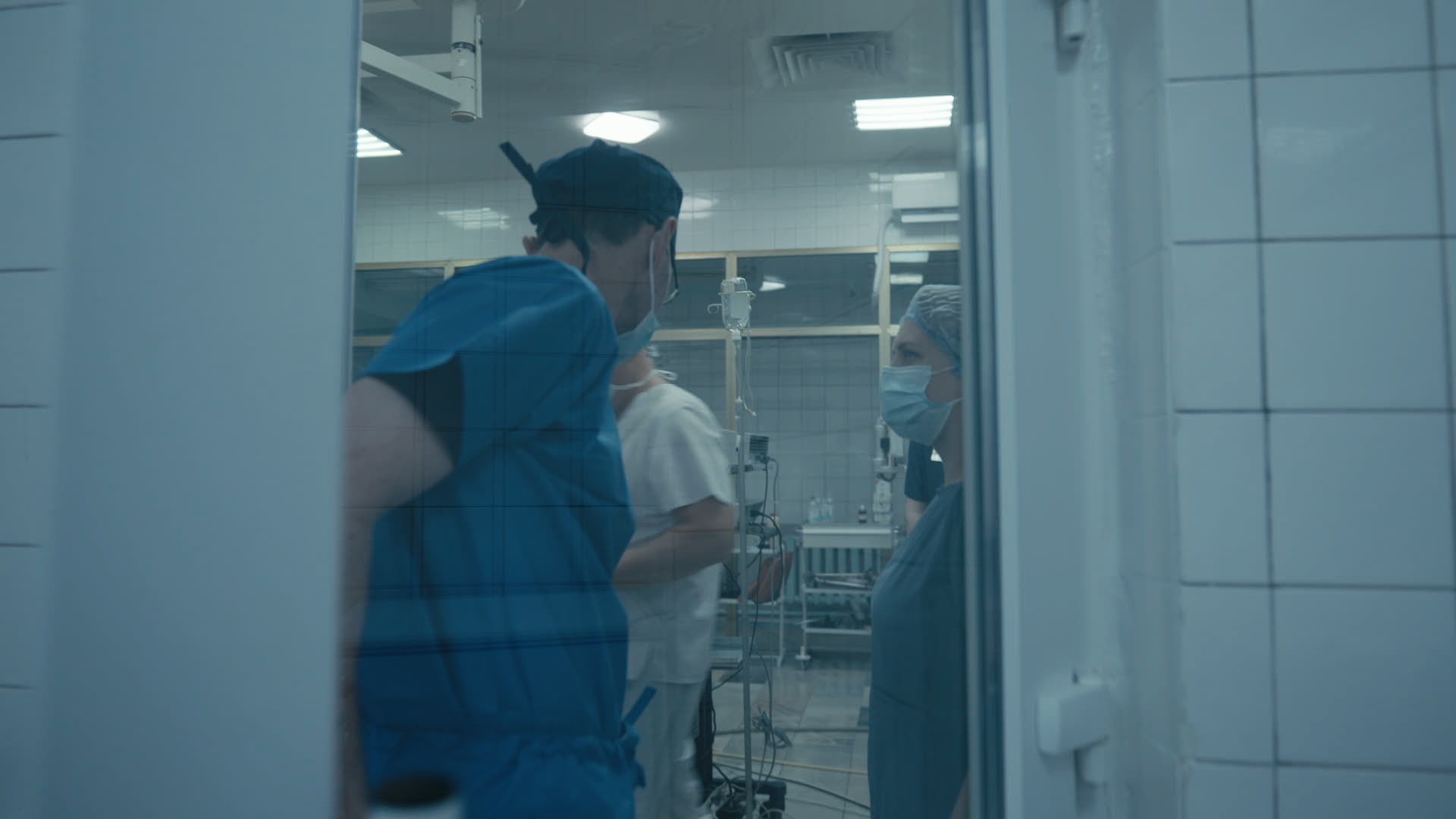 Keyframe: C005C003_200320F8