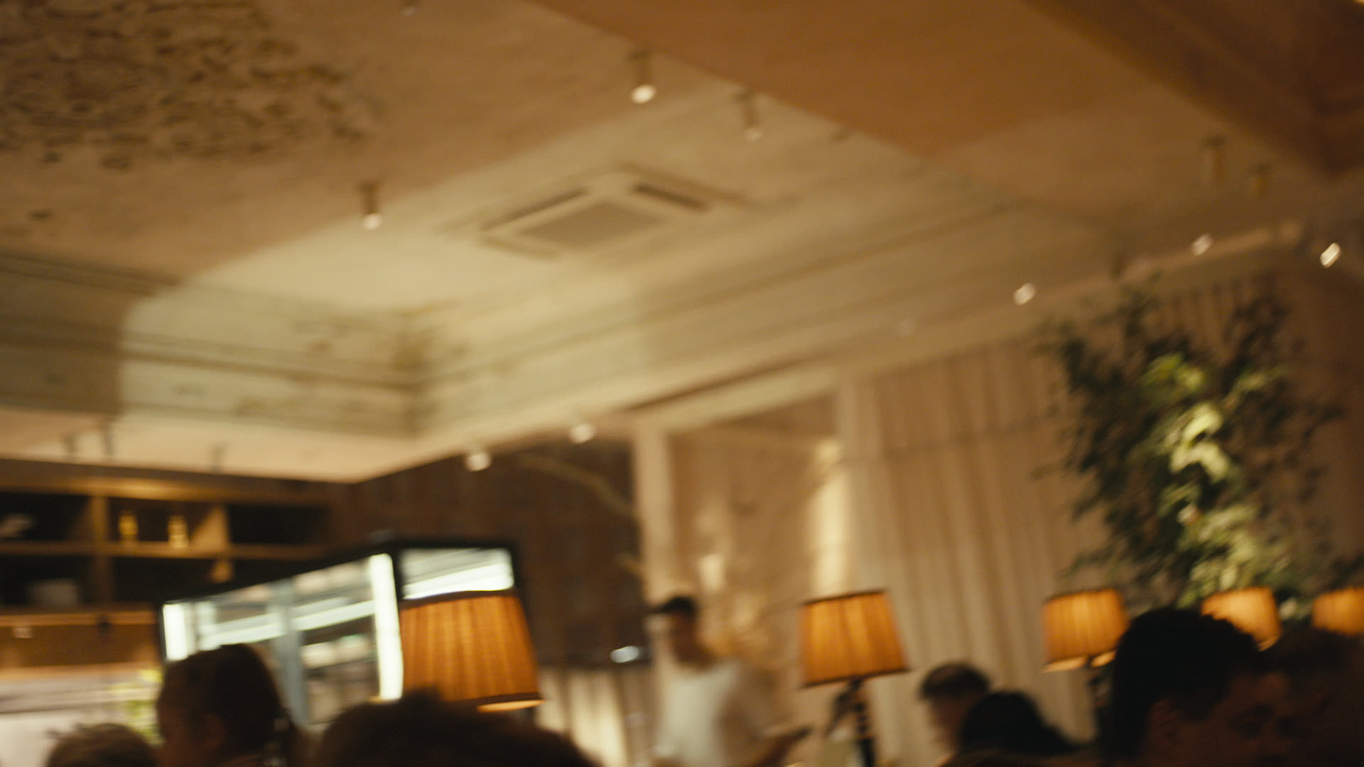 Keyframe: C009C010_200323N5