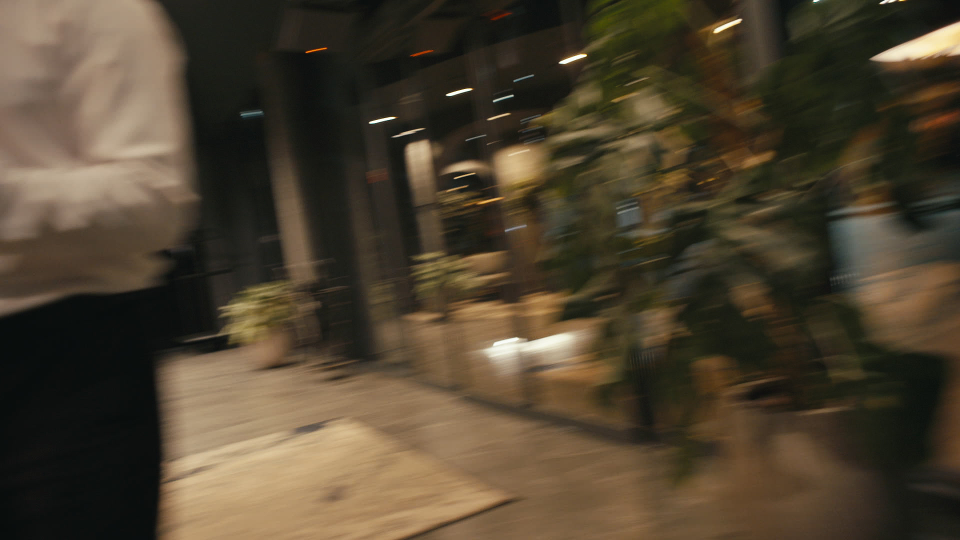 Keyframe: C010C004_200323DL