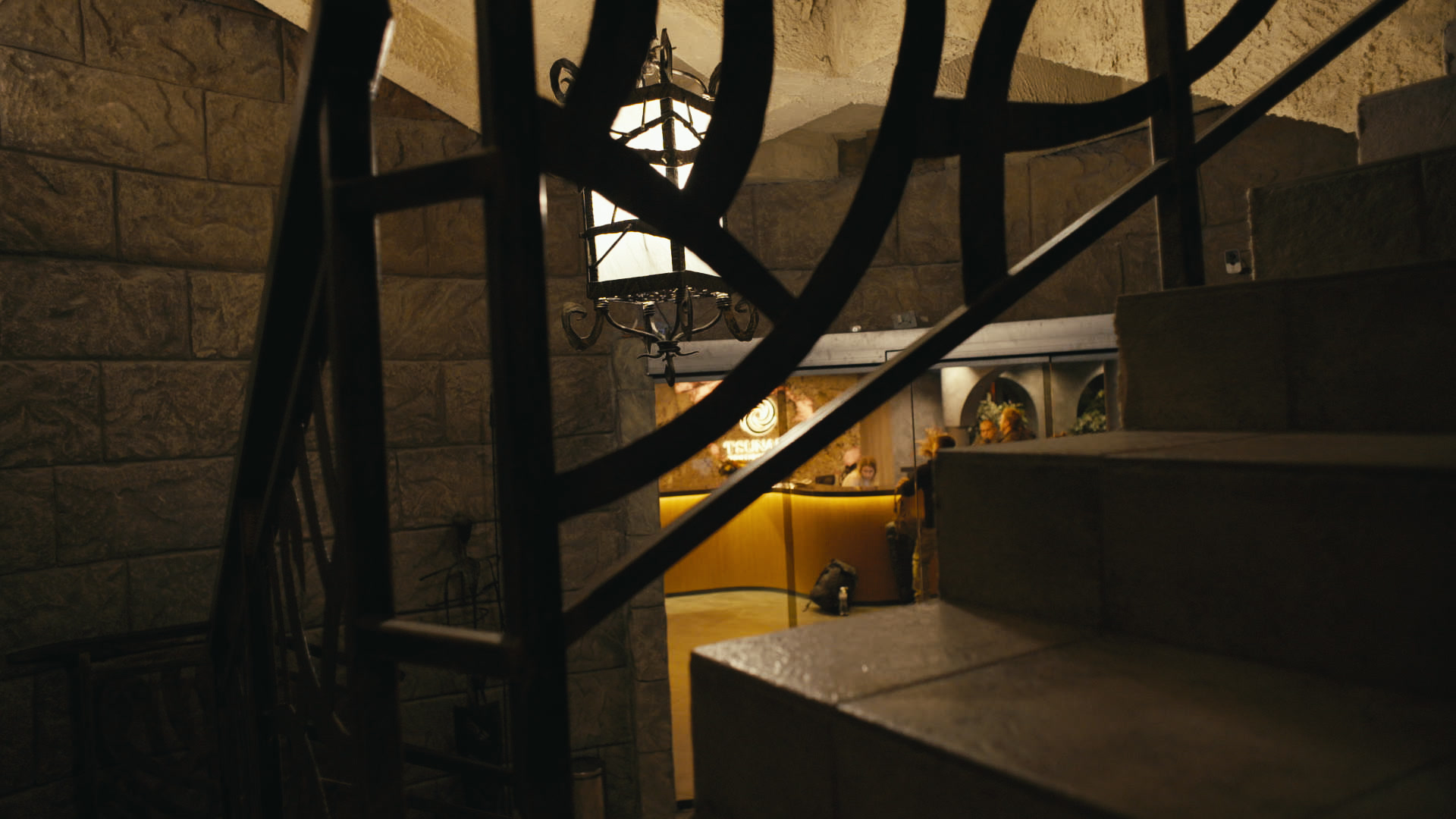 Keyframe: C010C005_200323LT