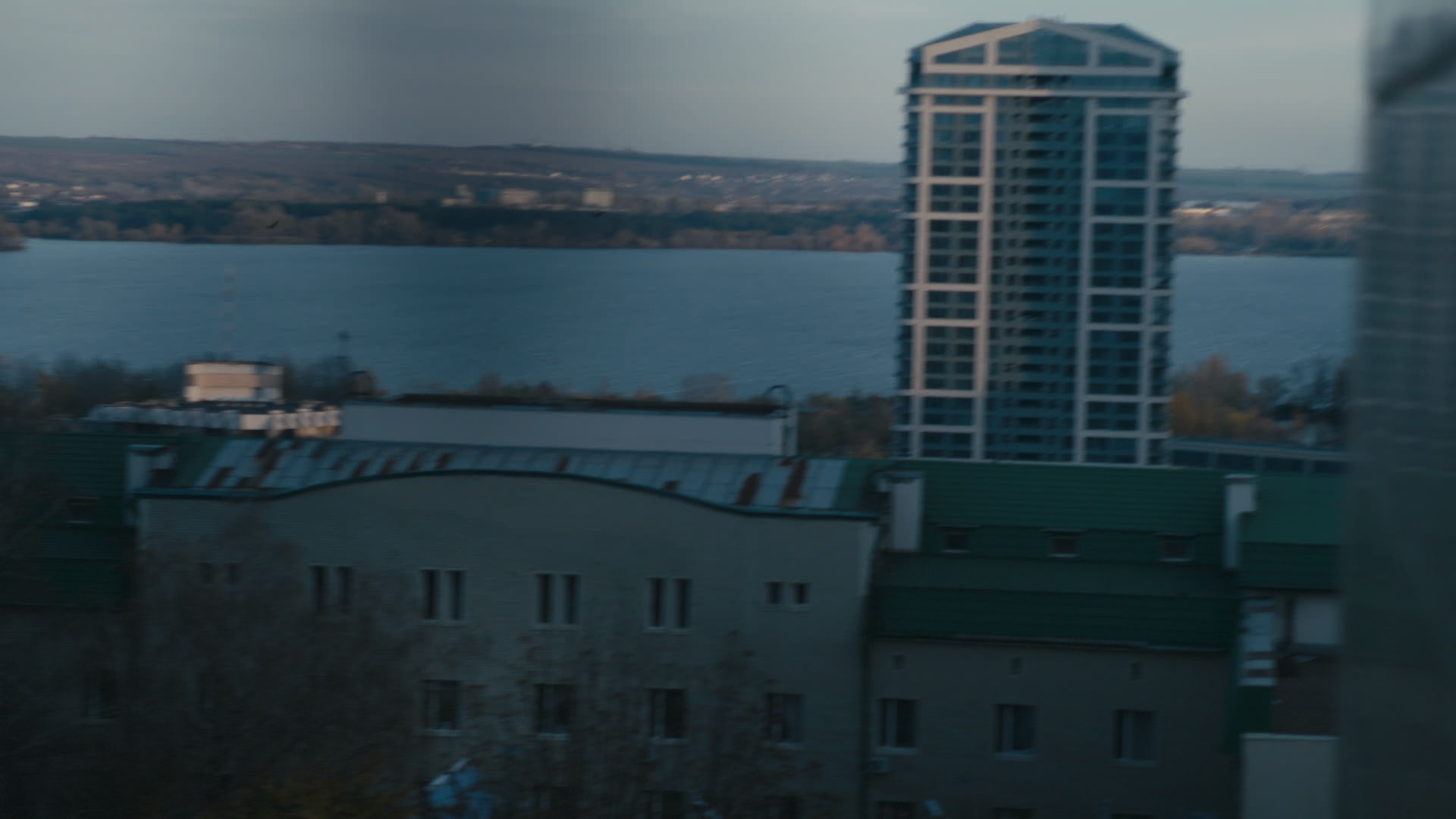 Keyframe: C013C002_2003277L