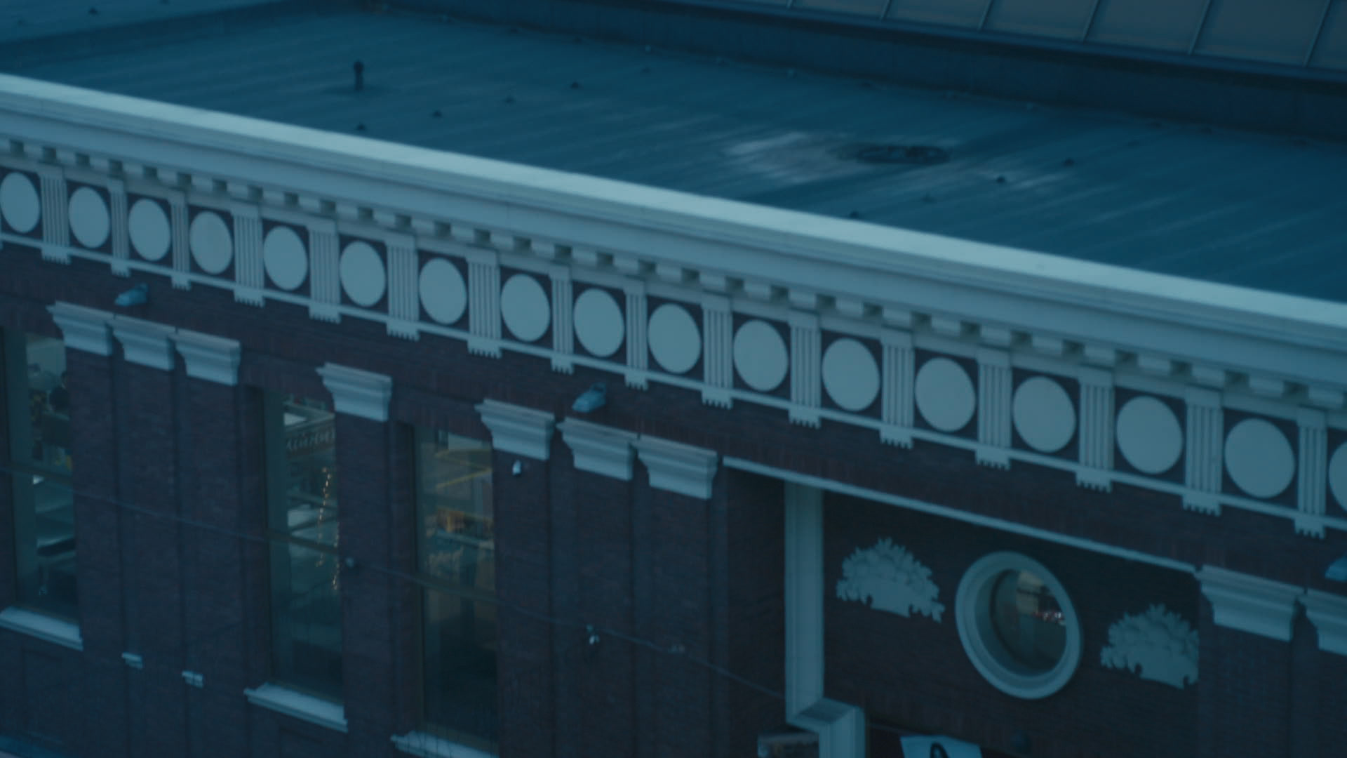 Keyframe: C013C012_200327O7