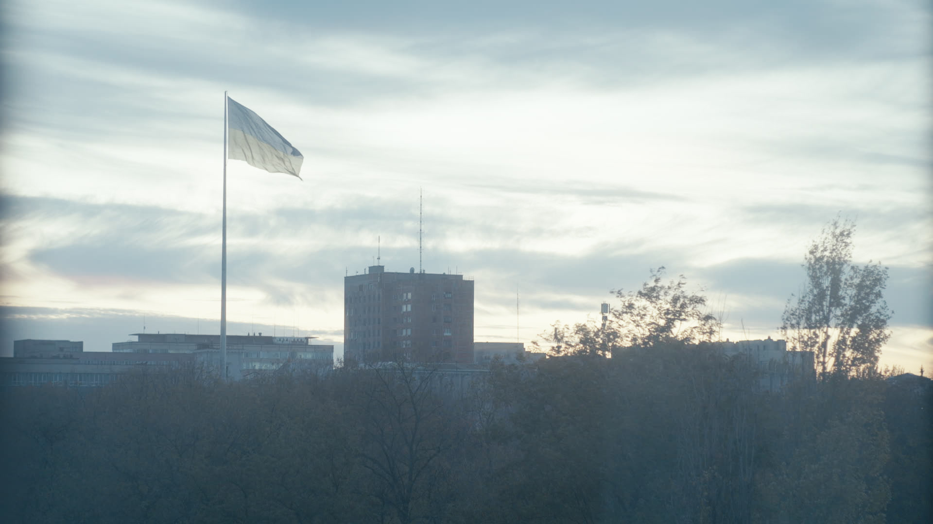 Keyframe: C013C018_2003271S