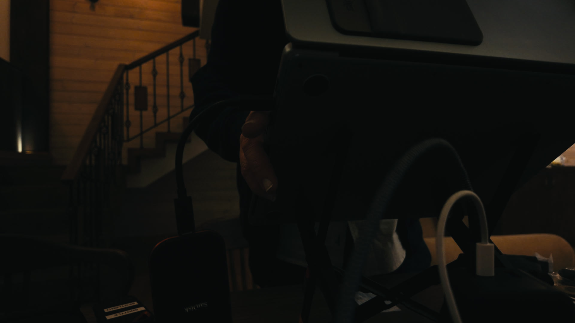 Keyframe: DJI_20251026234338_0047_D_B01